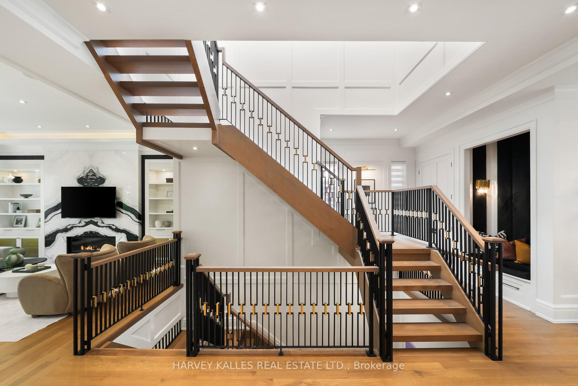 148 Munro Boulevard