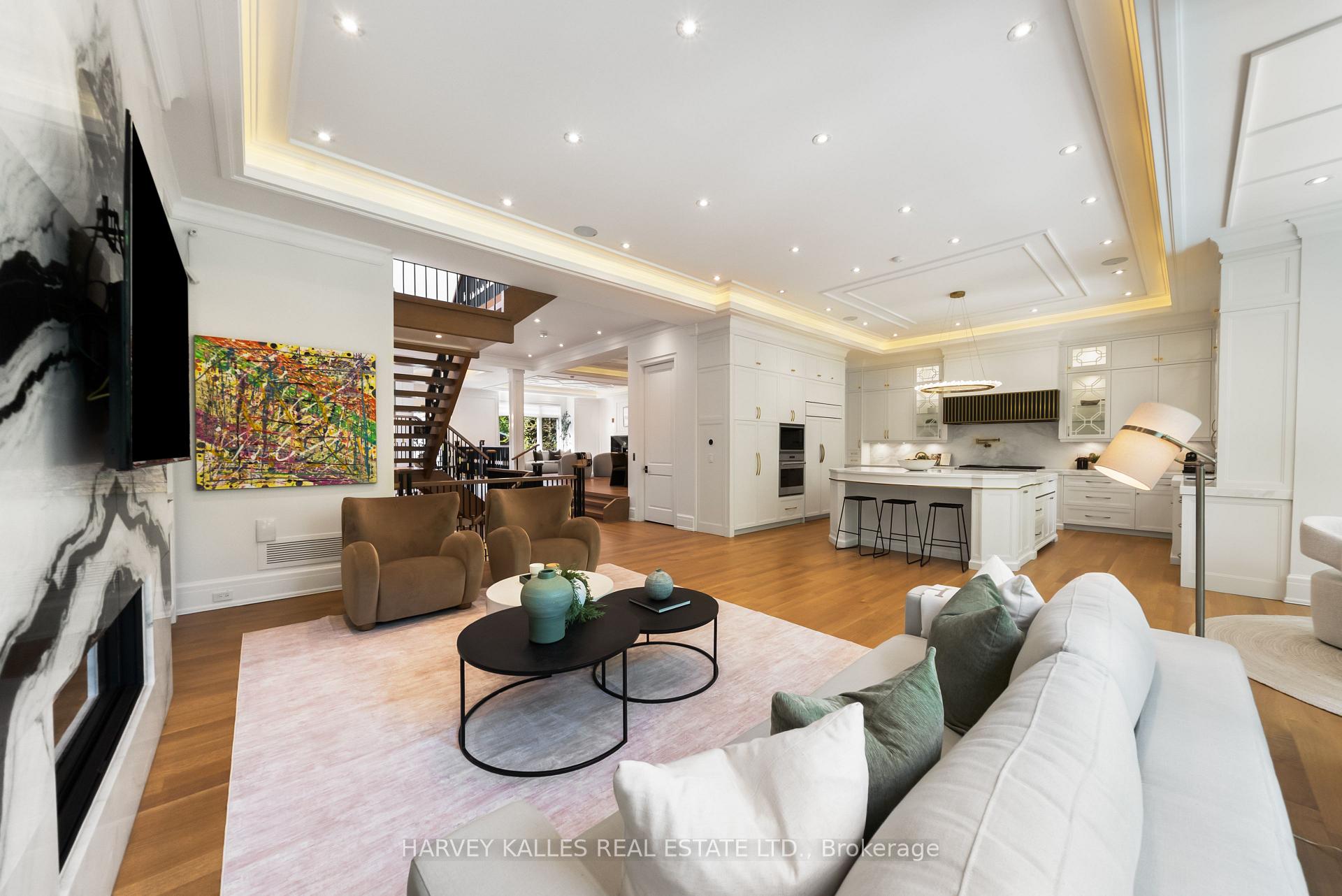 148 Munro Boulevard
