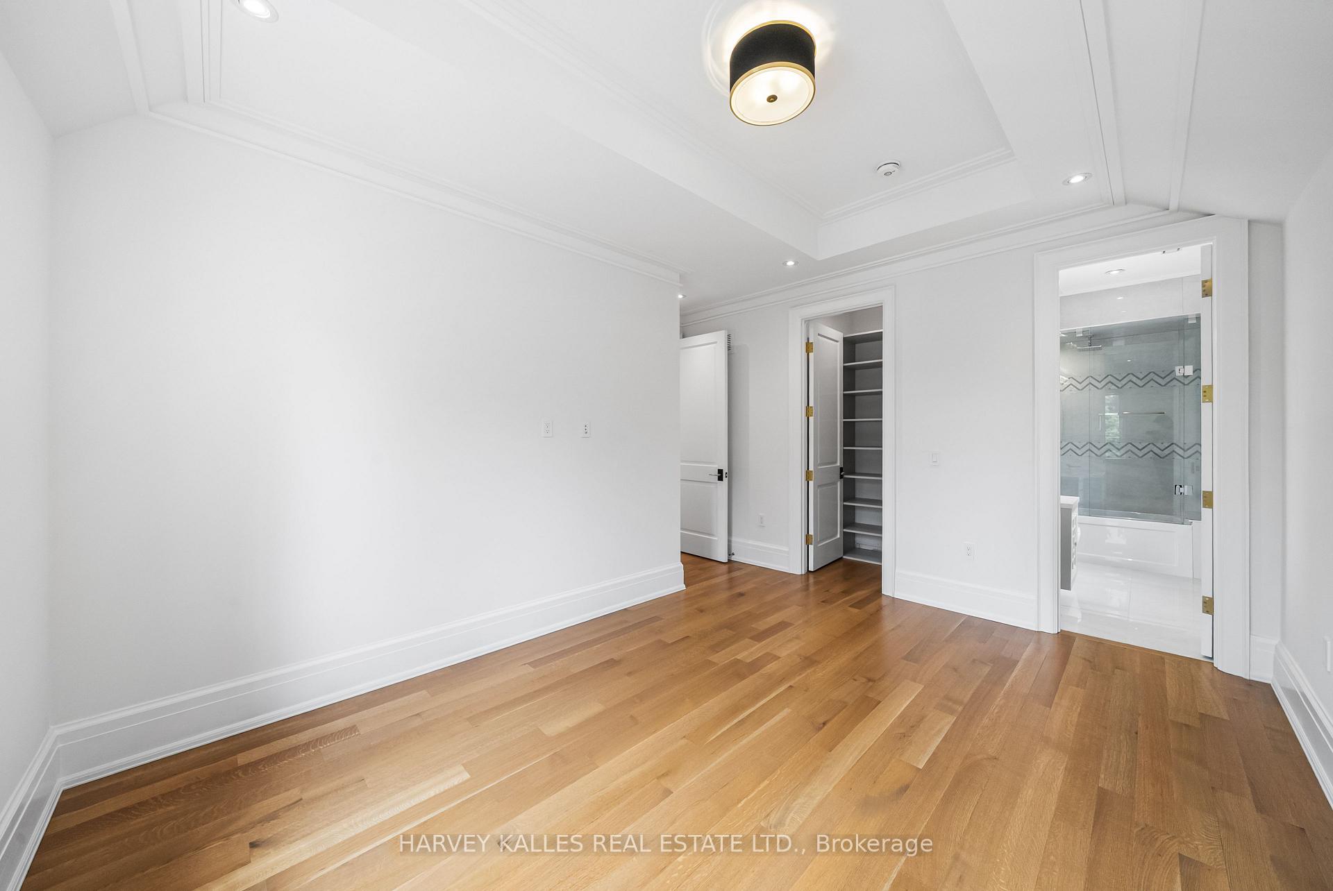 148 Munro Boulevard