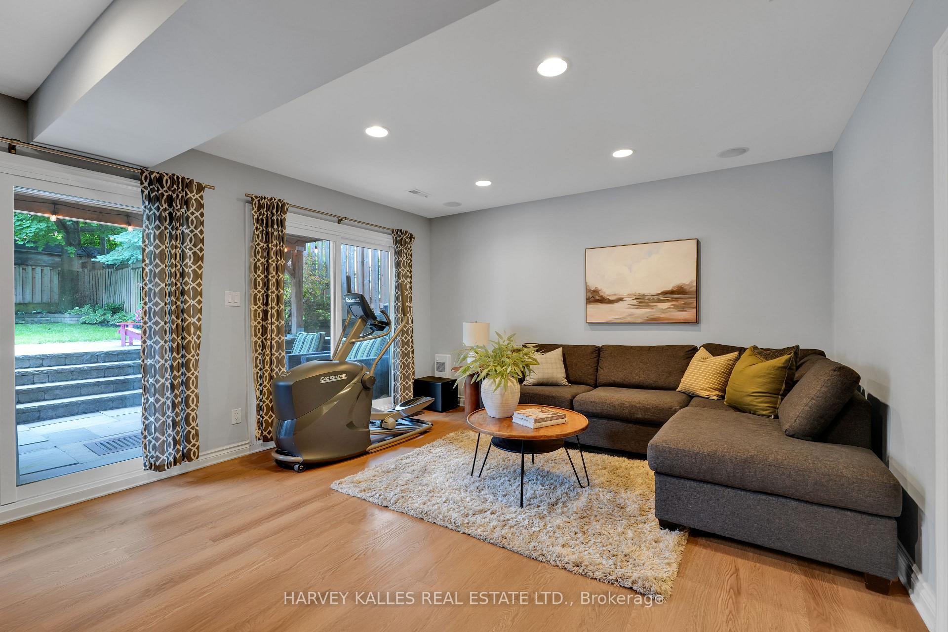 223 Glenforest Road
