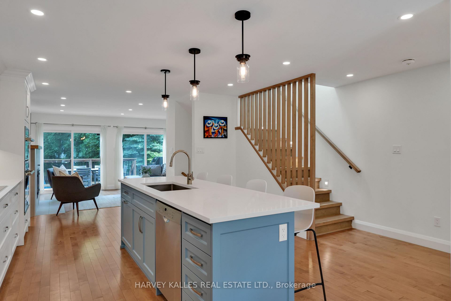 223 Glenforest Road