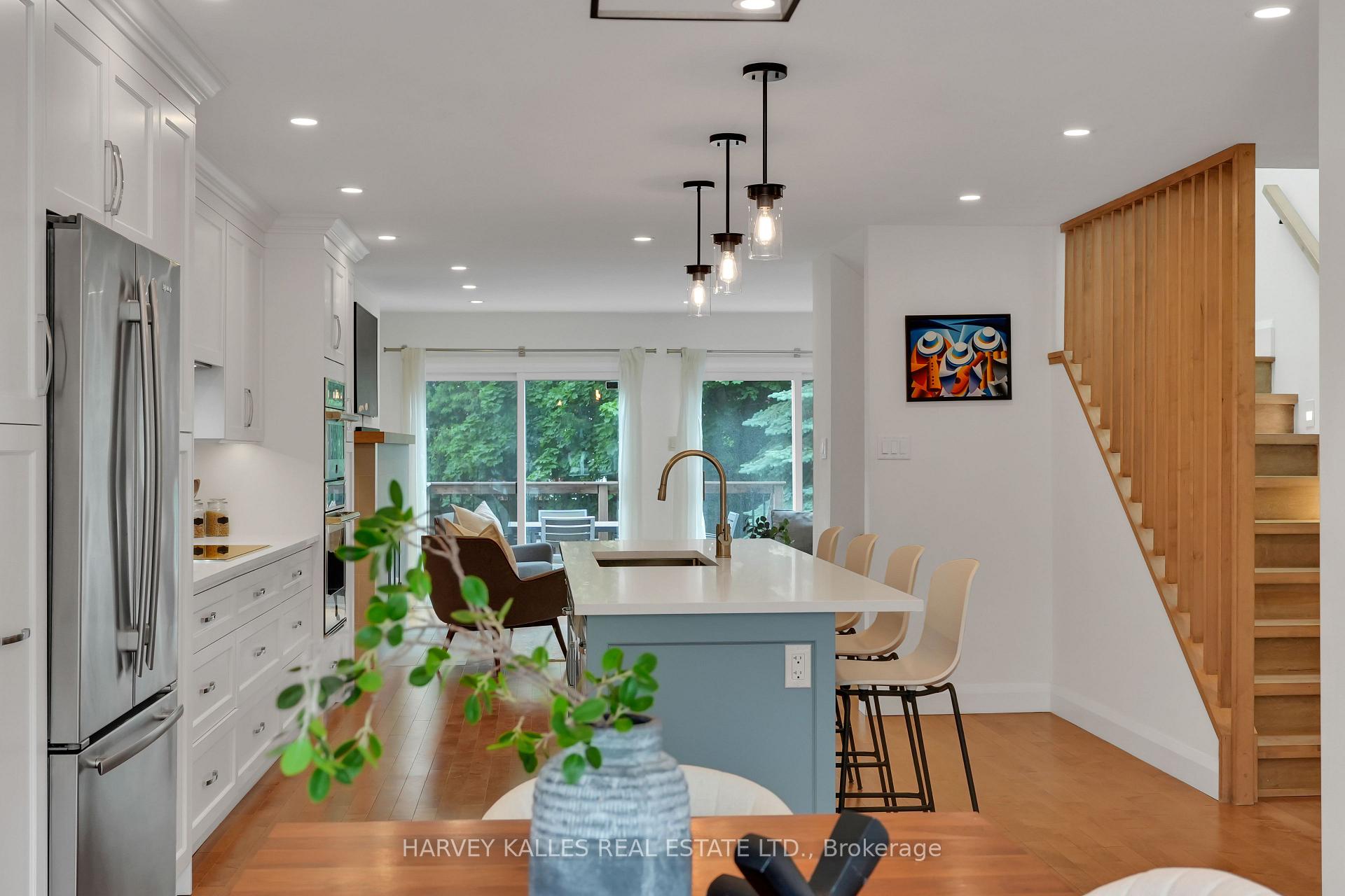 223 Glenforest Road