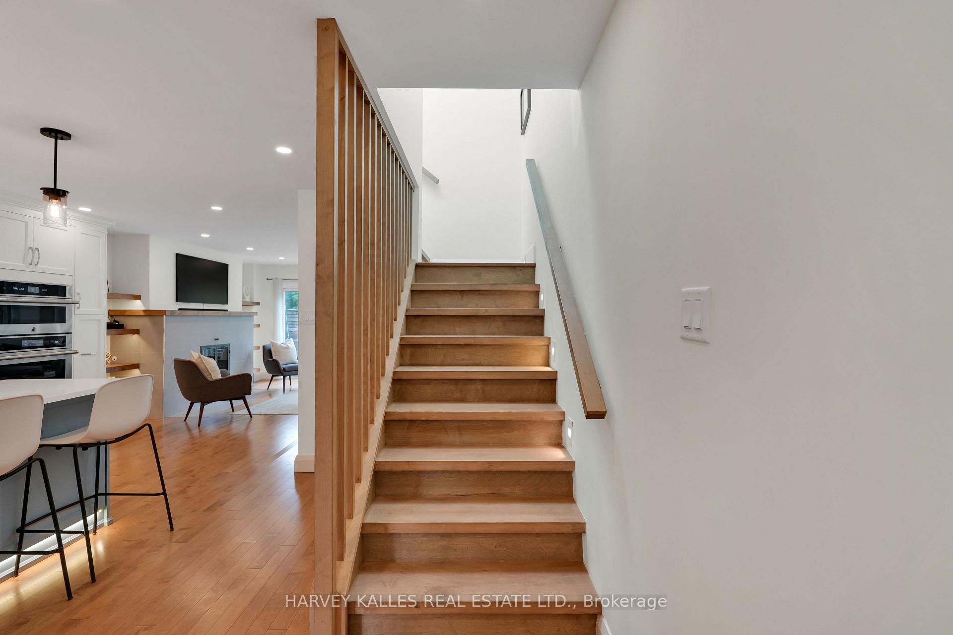 223 Glenforest Road