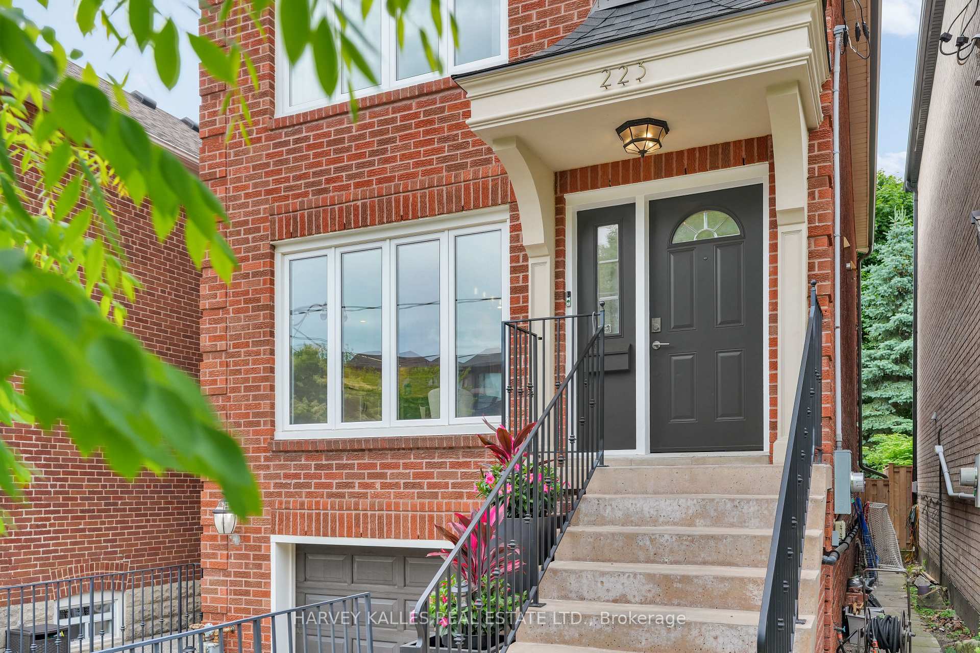 223 Glenforest Road
