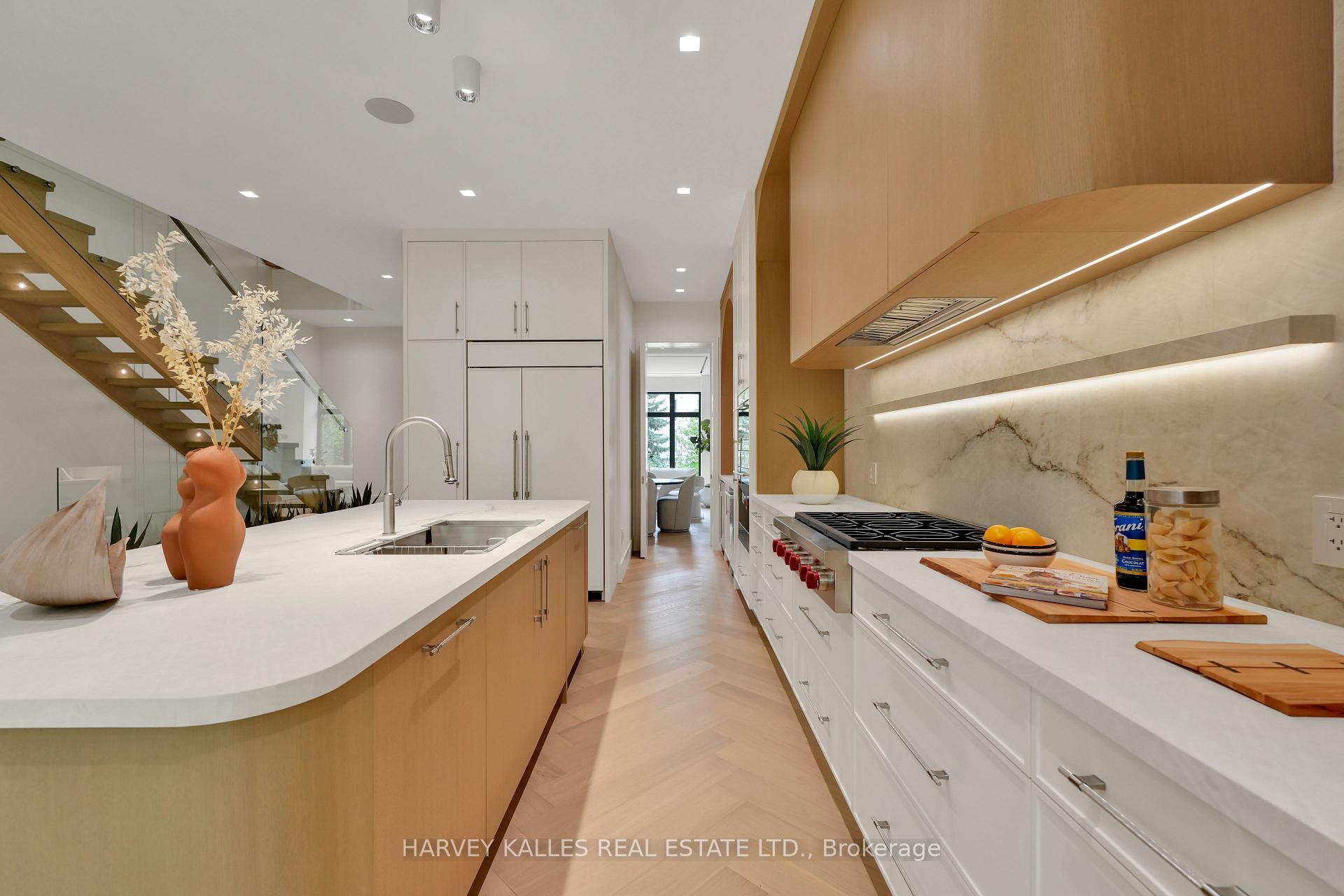 108 Heath Street W, Toronto