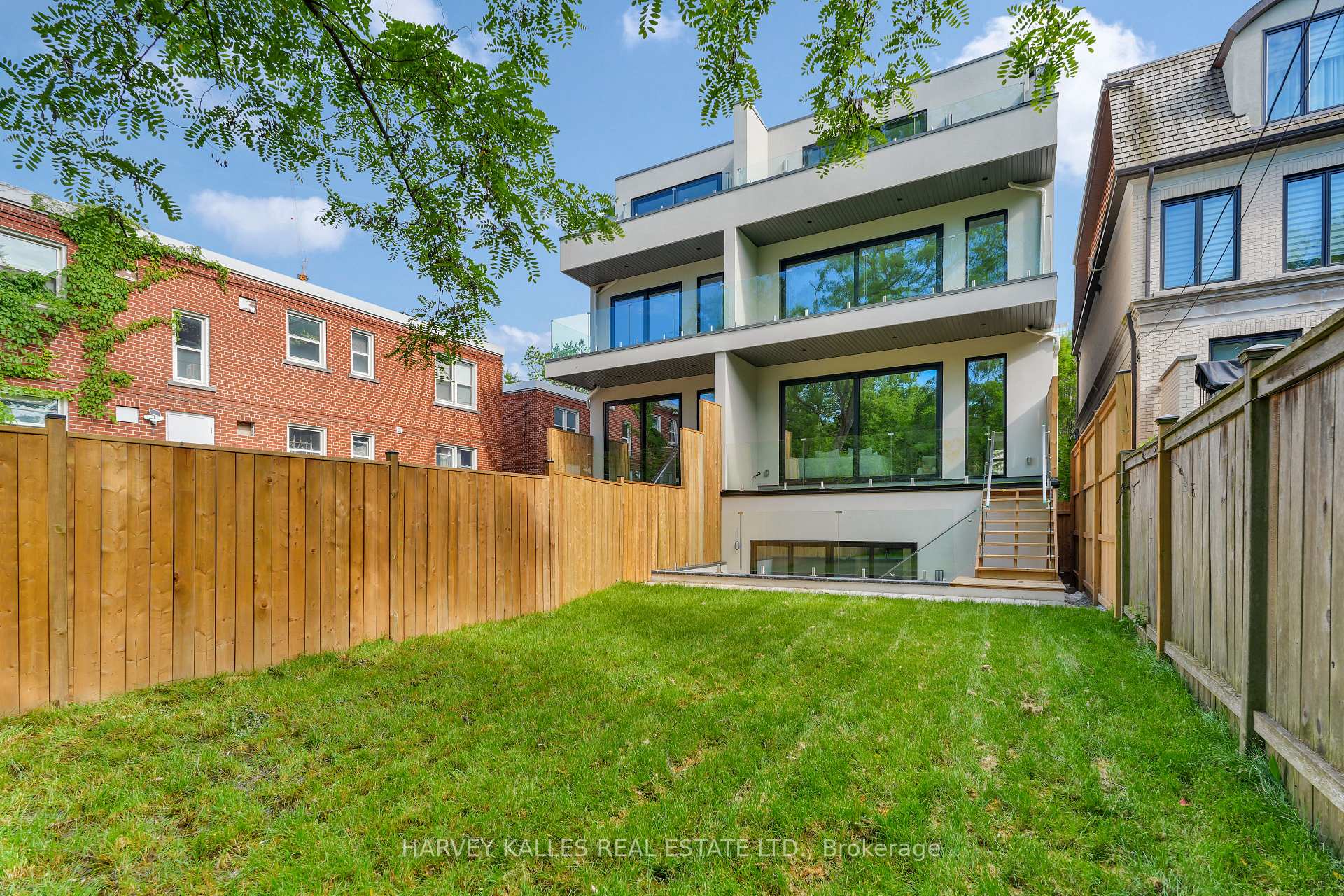 108 Heath Street W, Toronto