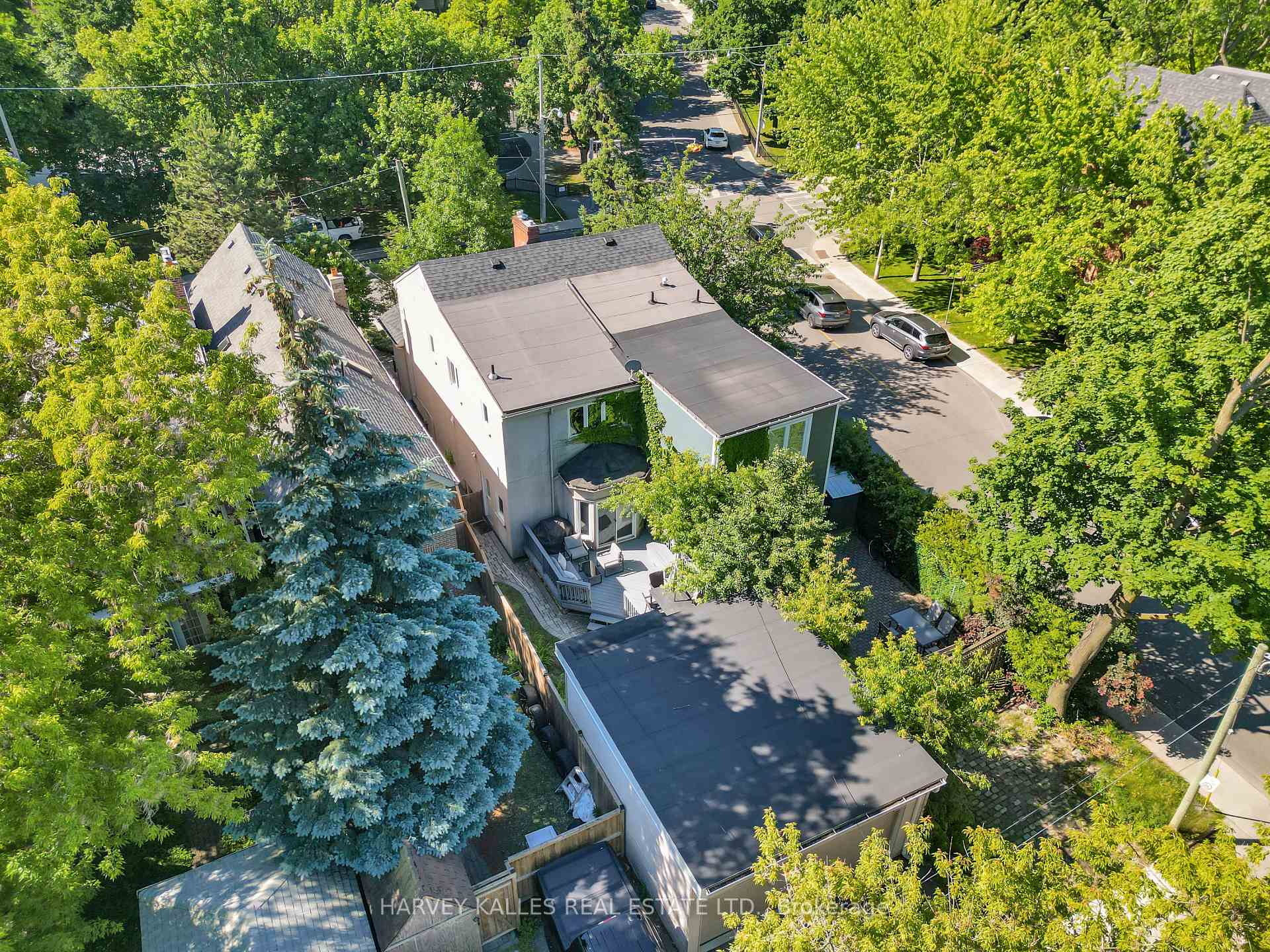 86 Woburn Avenue, Toronto