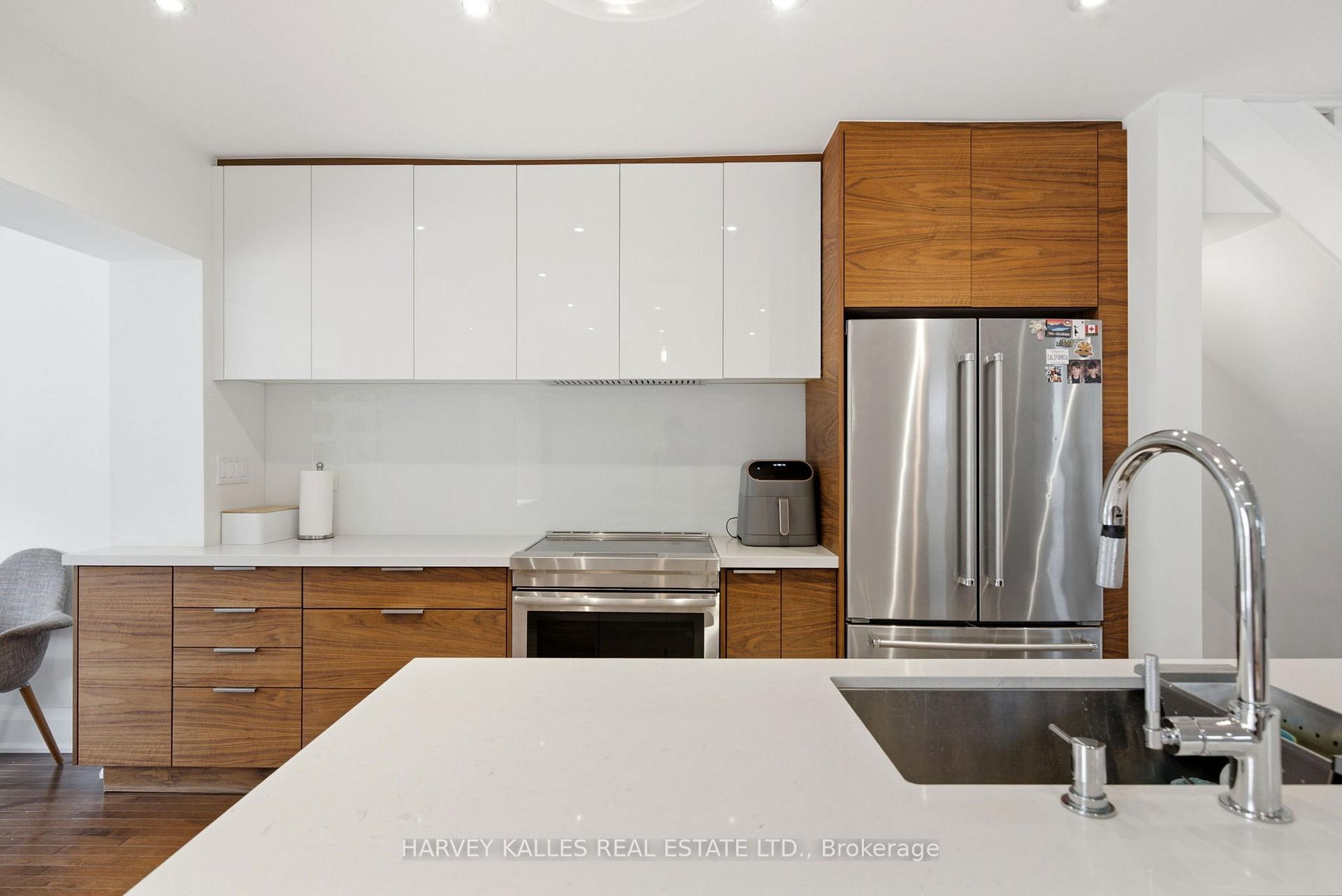 67 Falcon Street, Toronto