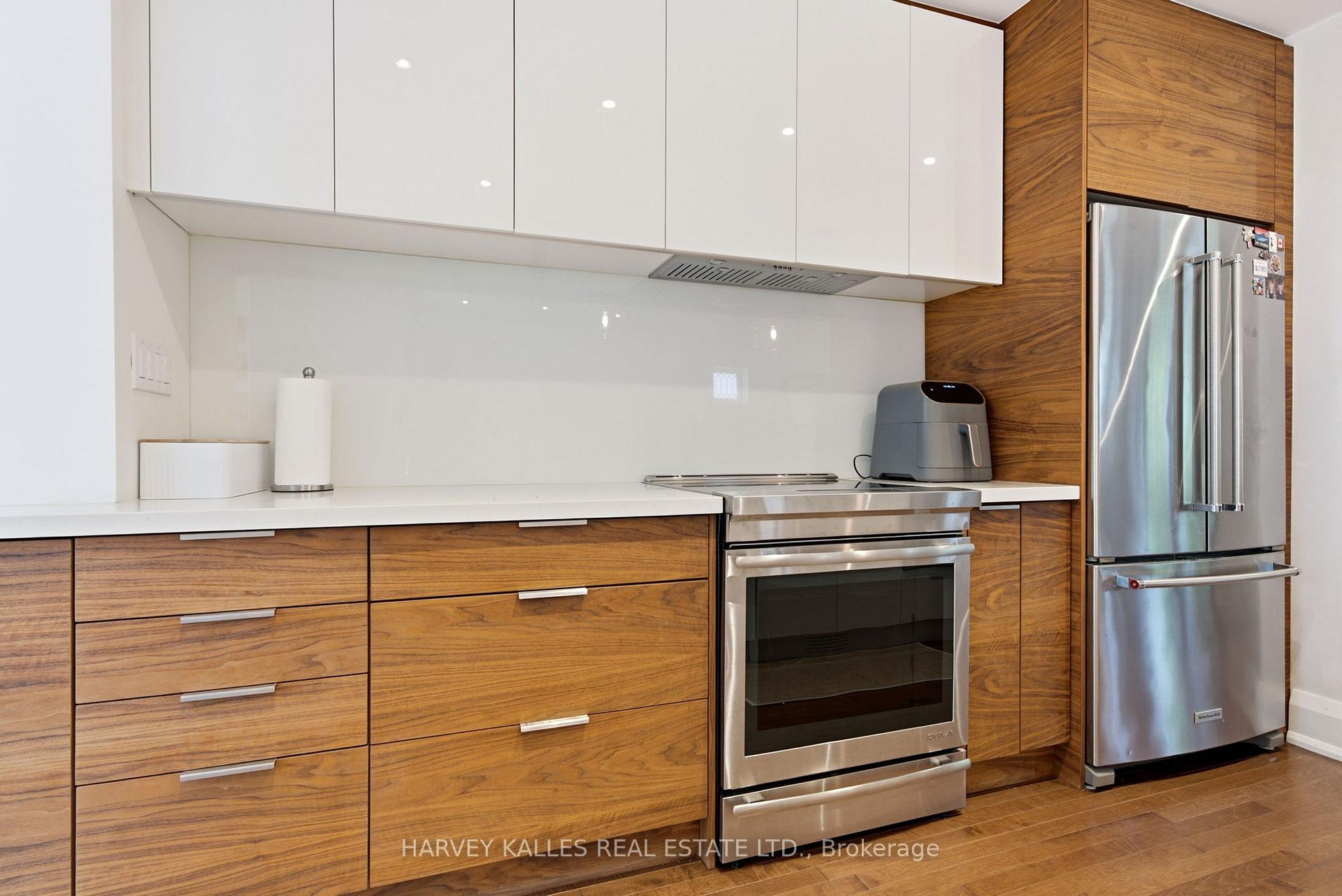 67 Falcon Street, Toronto