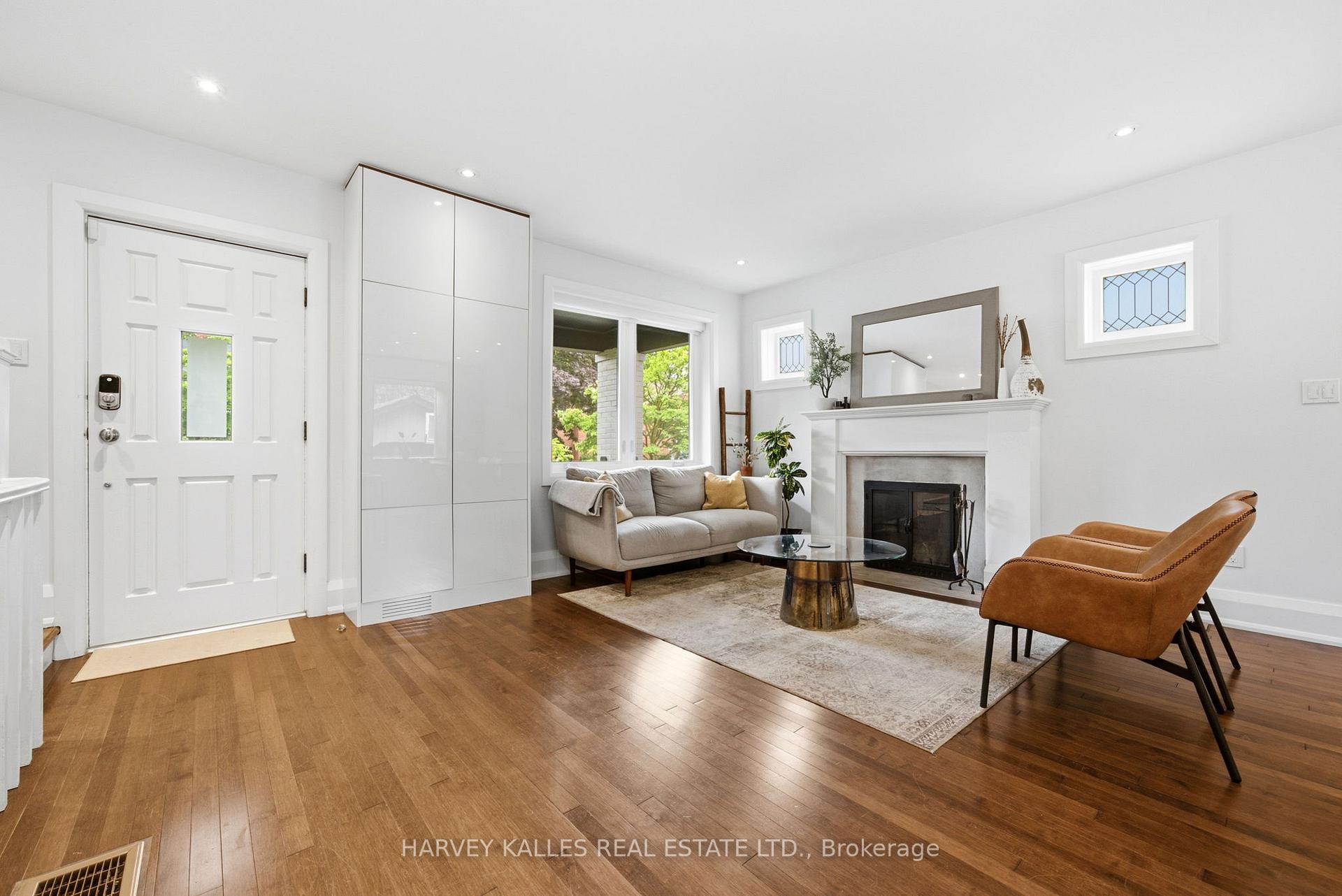 67 Falcon Street, Toronto