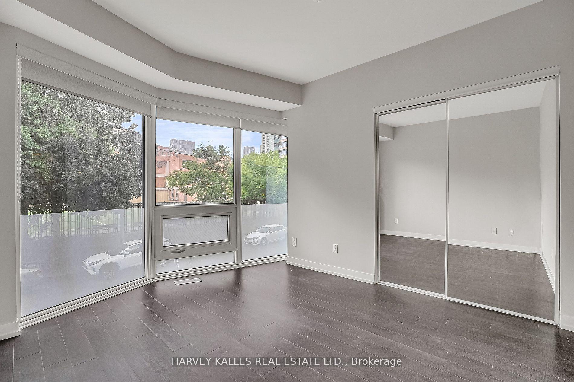 85 Wood Street TH5, Toronto Unit: TH5
