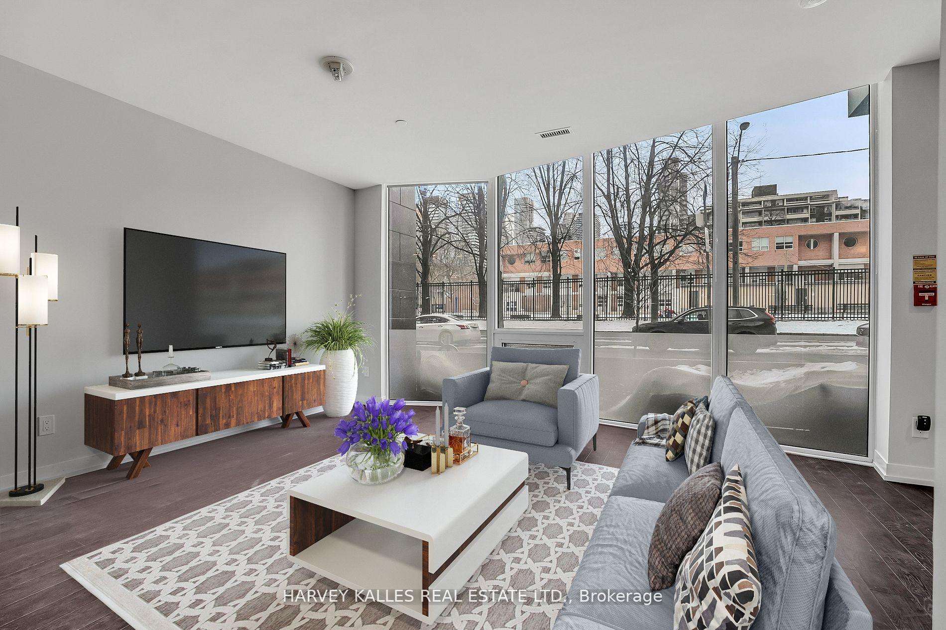 85 Wood Street TH5, Toronto Unit: TH5