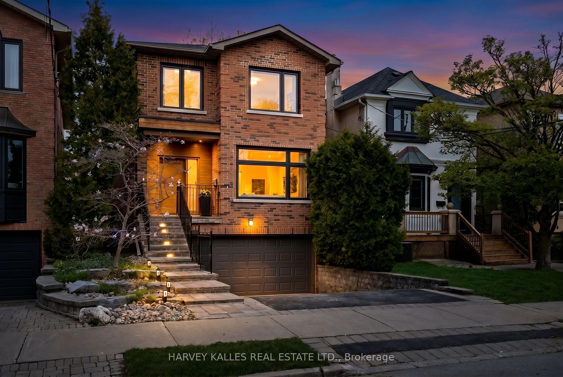 434 Bedford Park Avenue, Toronto