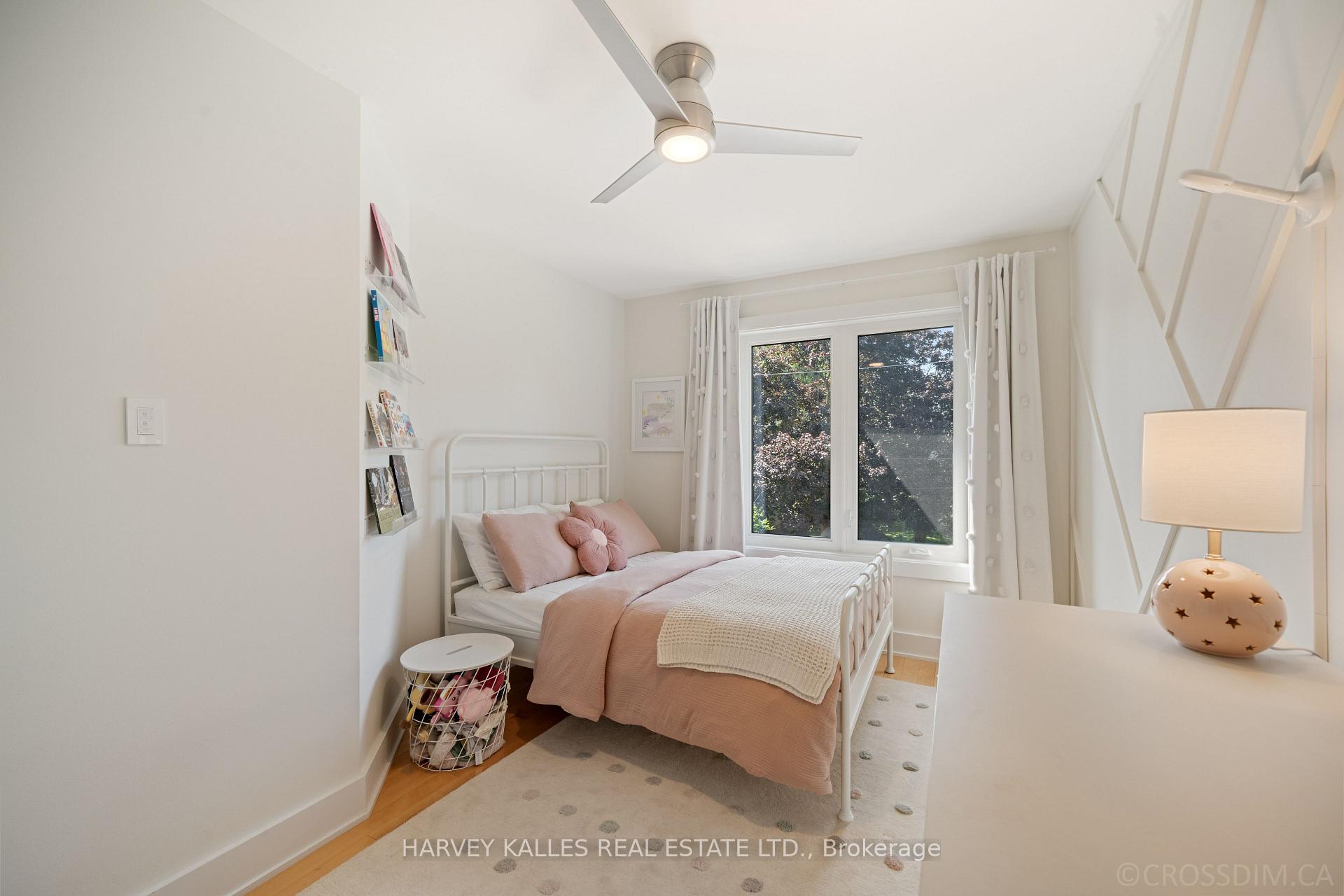 434 Bedford Park Avenue, Toronto