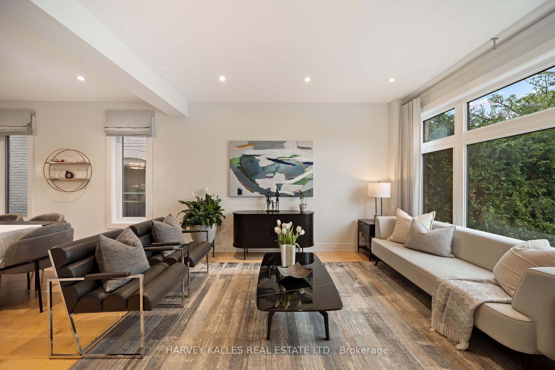 434 Bedford Park Avenue, Toronto