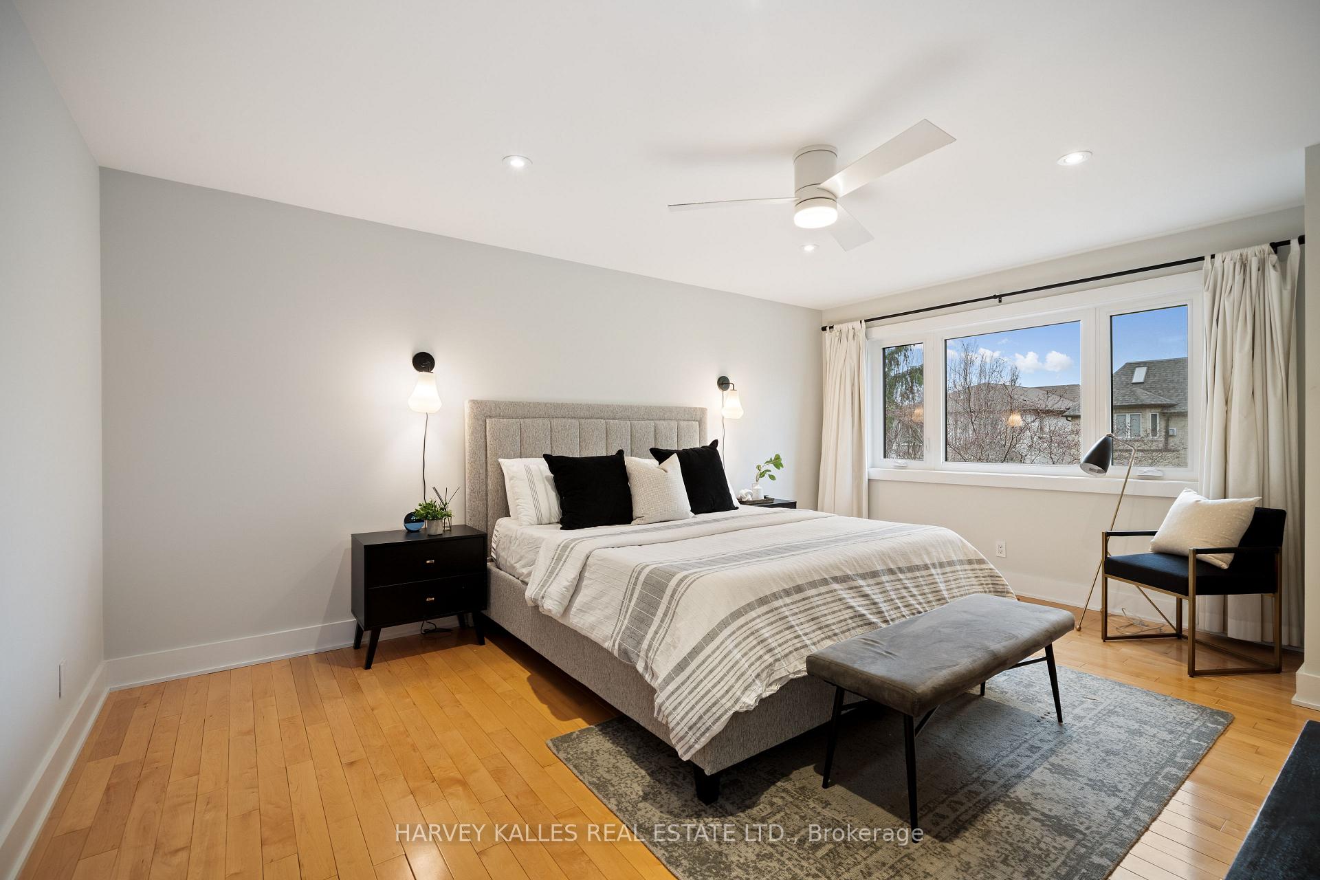 434 Bedford Park Avenue, Toronto