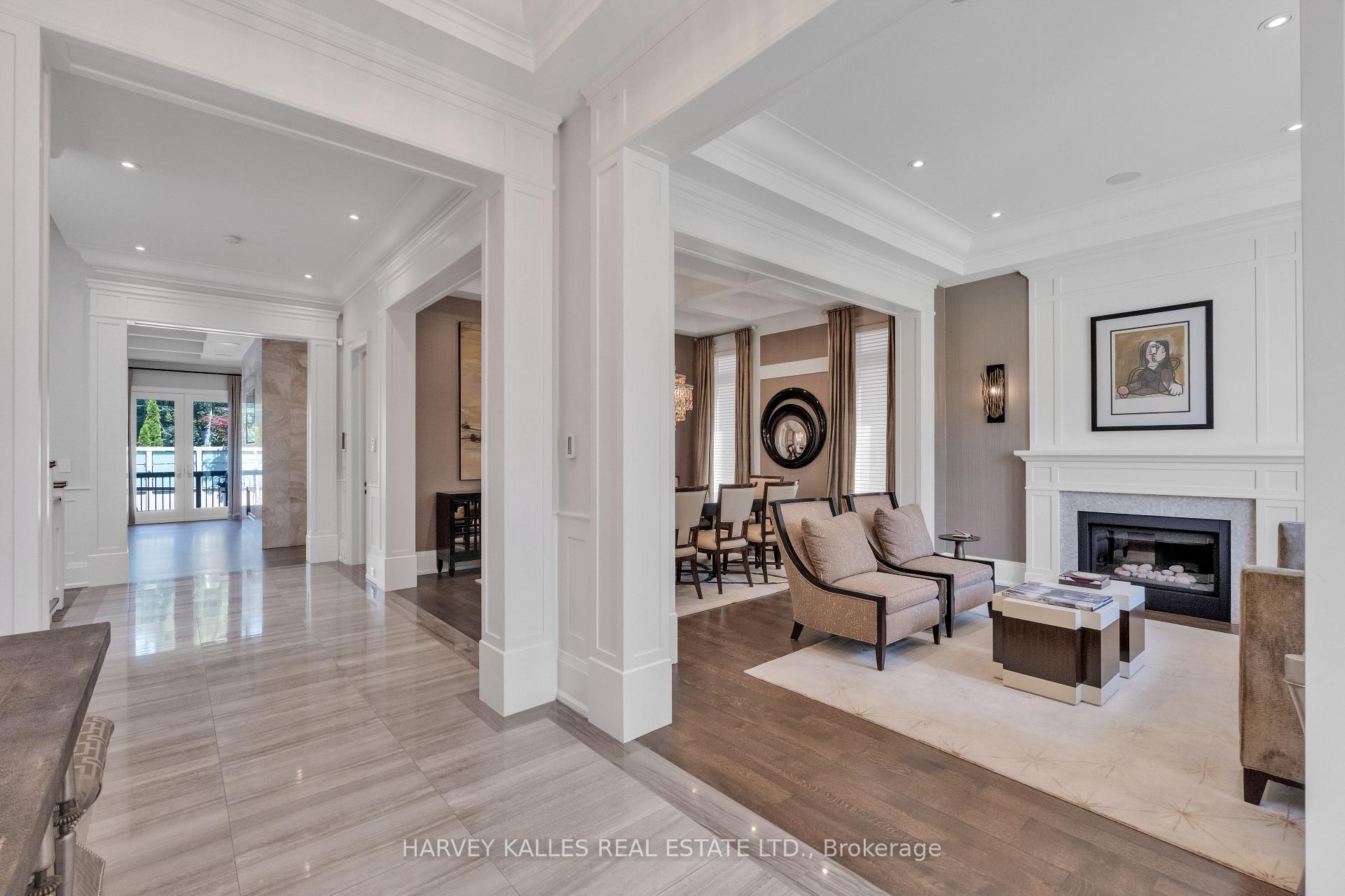 516 Douglas Avenue, Toronto