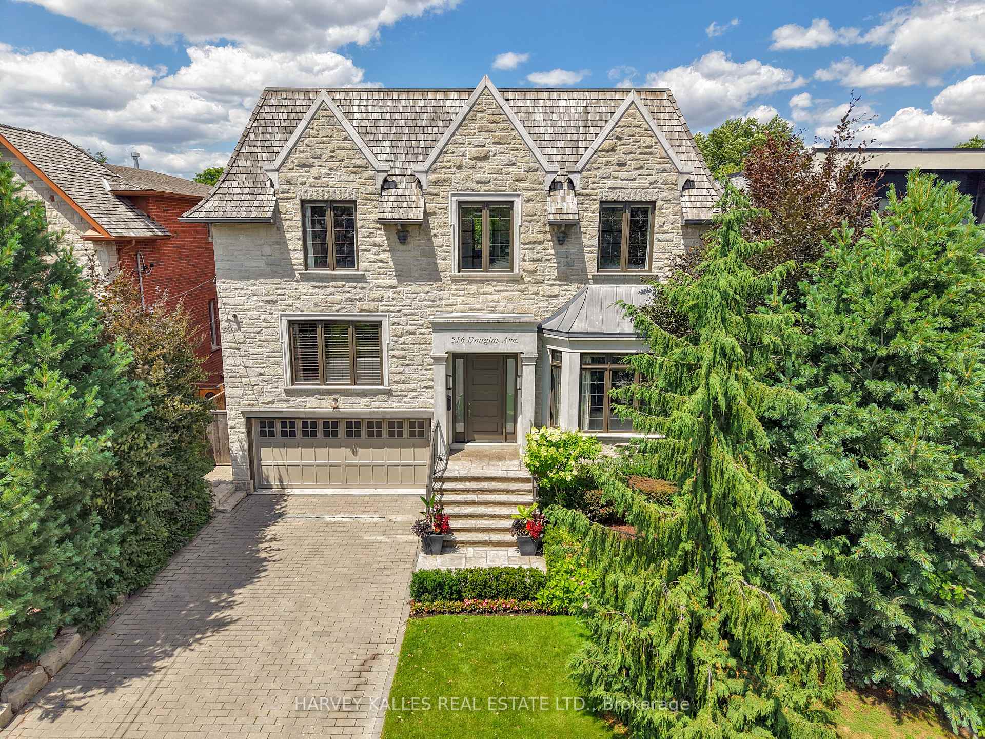 516 Douglas Avenue, Toronto