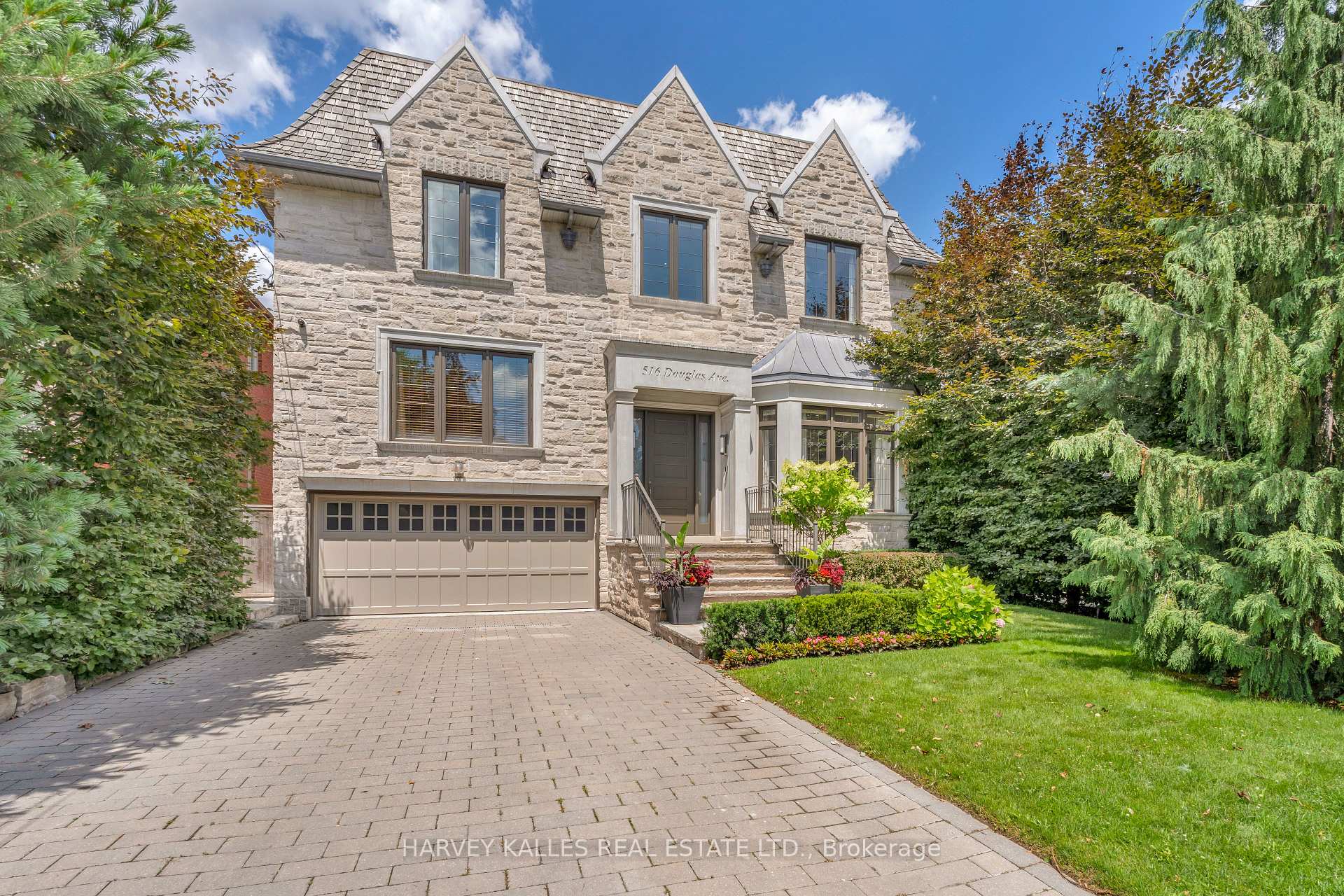516 Douglas Avenue, Toronto