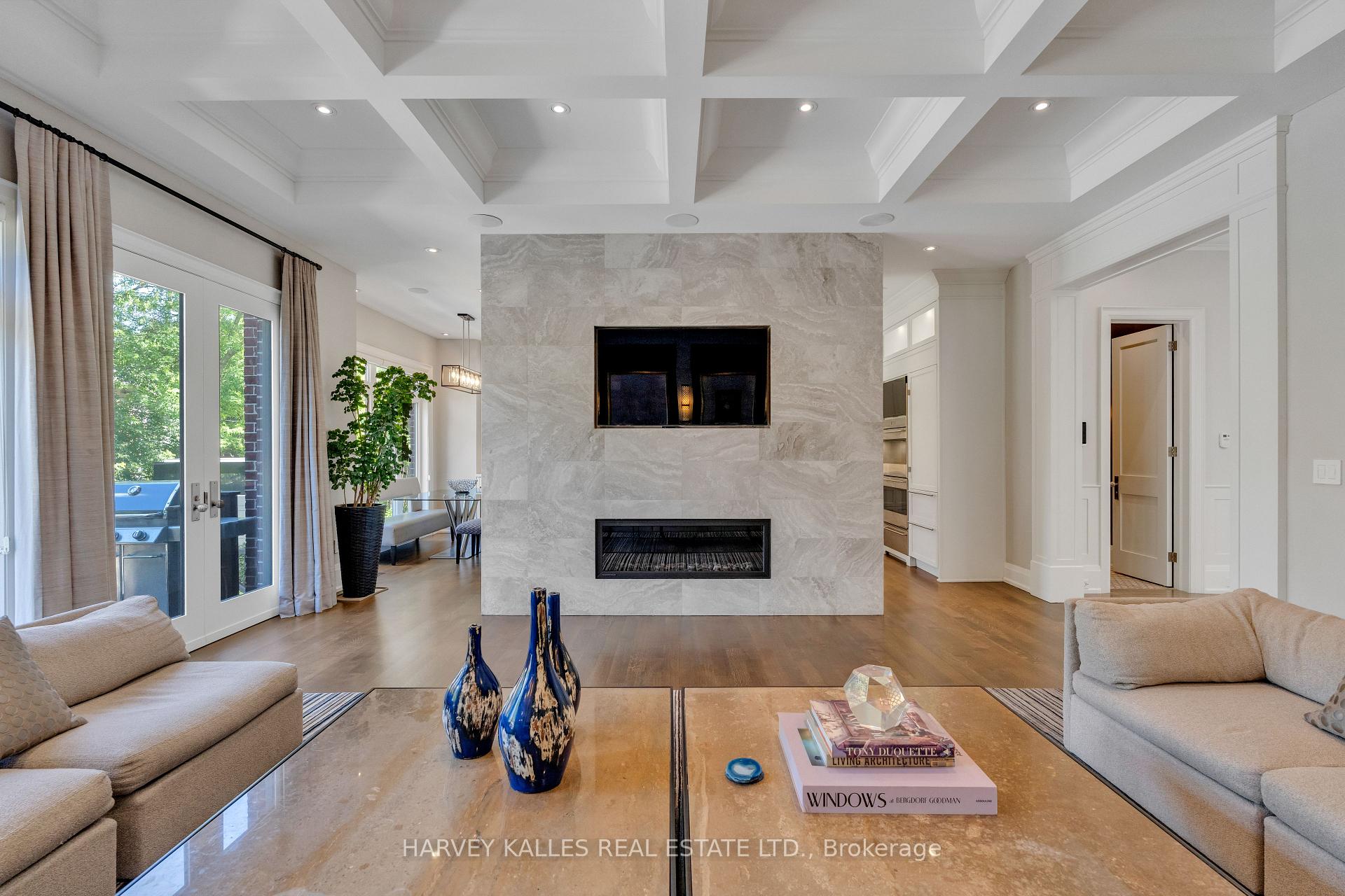 516 Douglas Avenue, Toronto