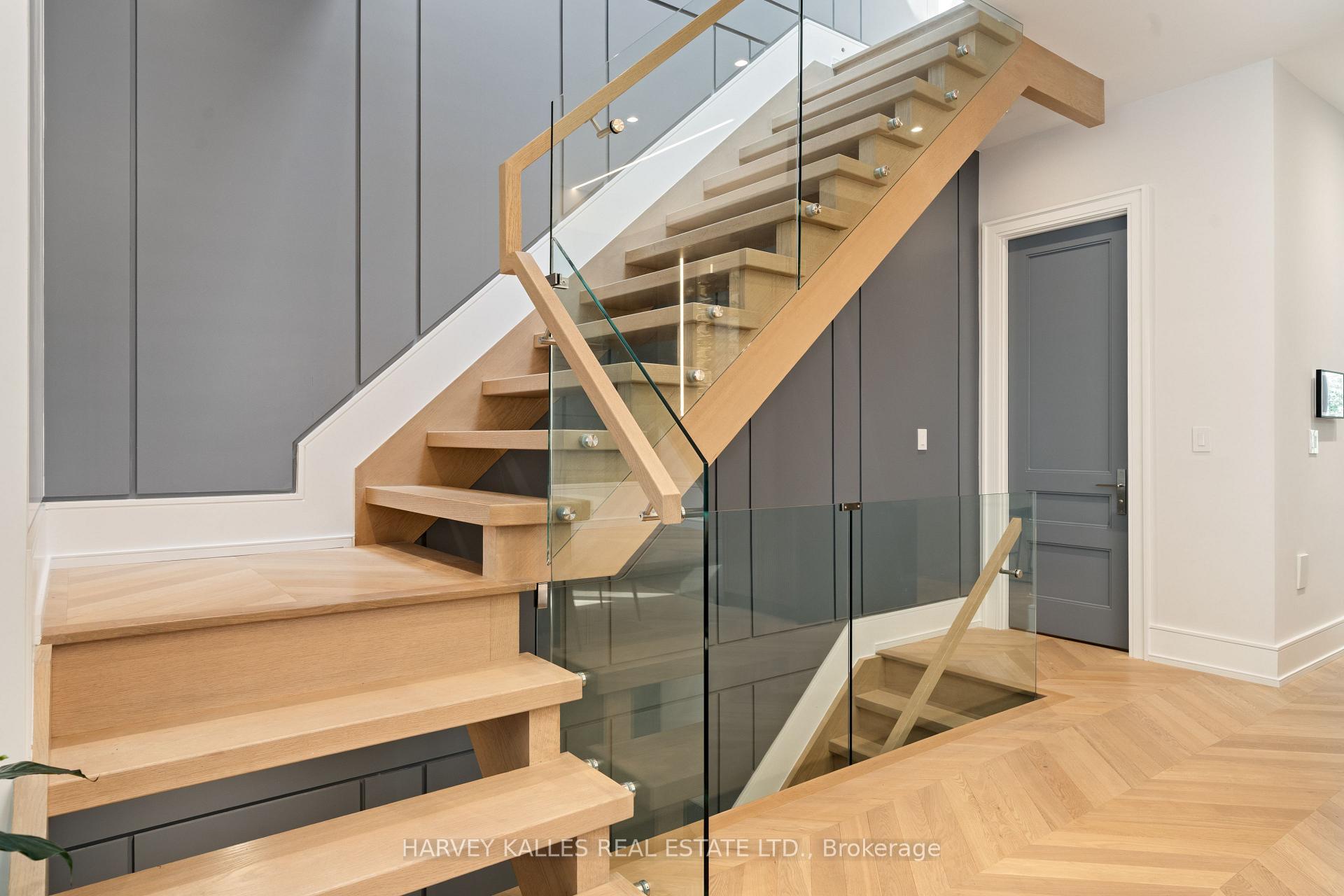 84 Florence Avenue, Toronto