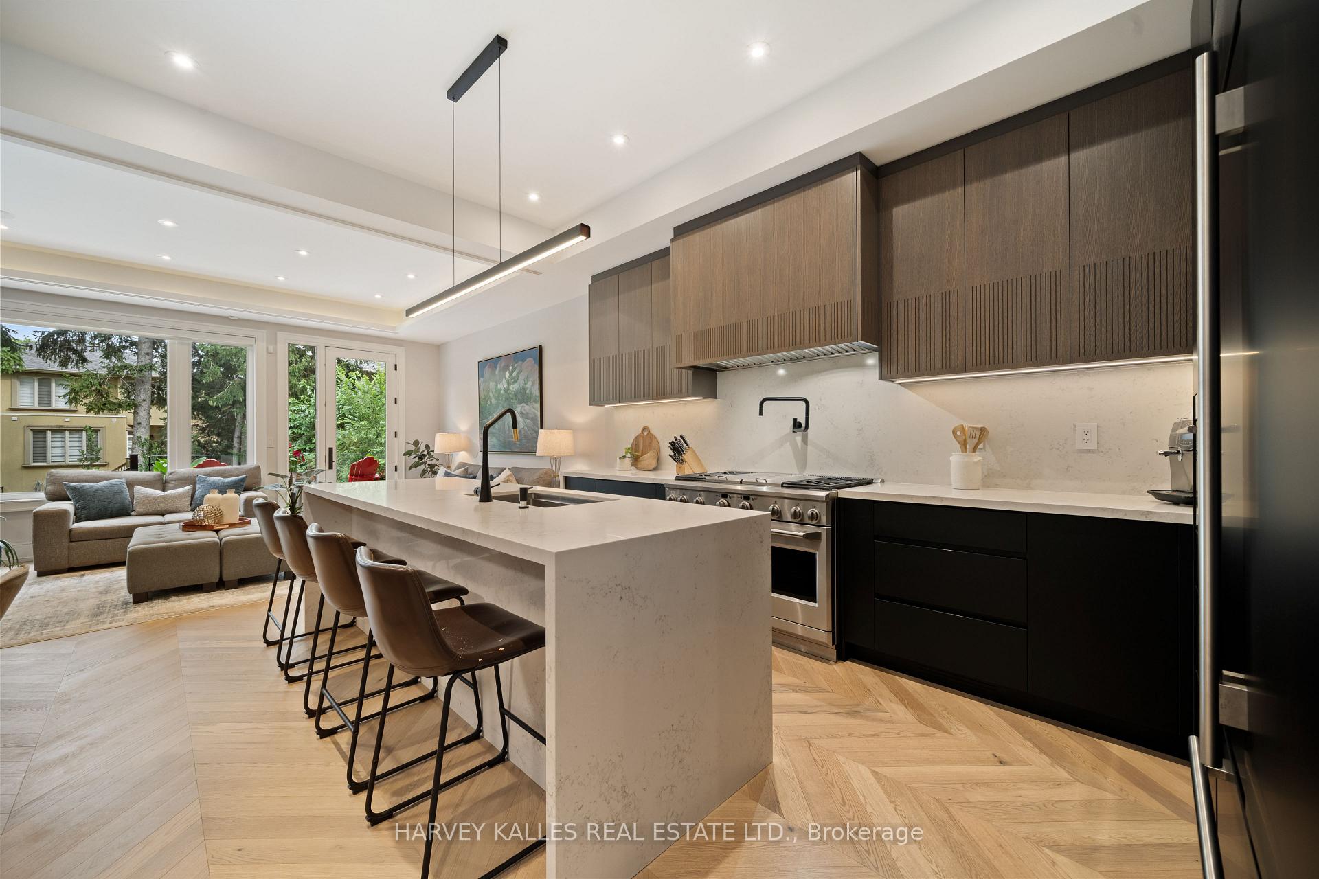 84 Florence Avenue, Toronto