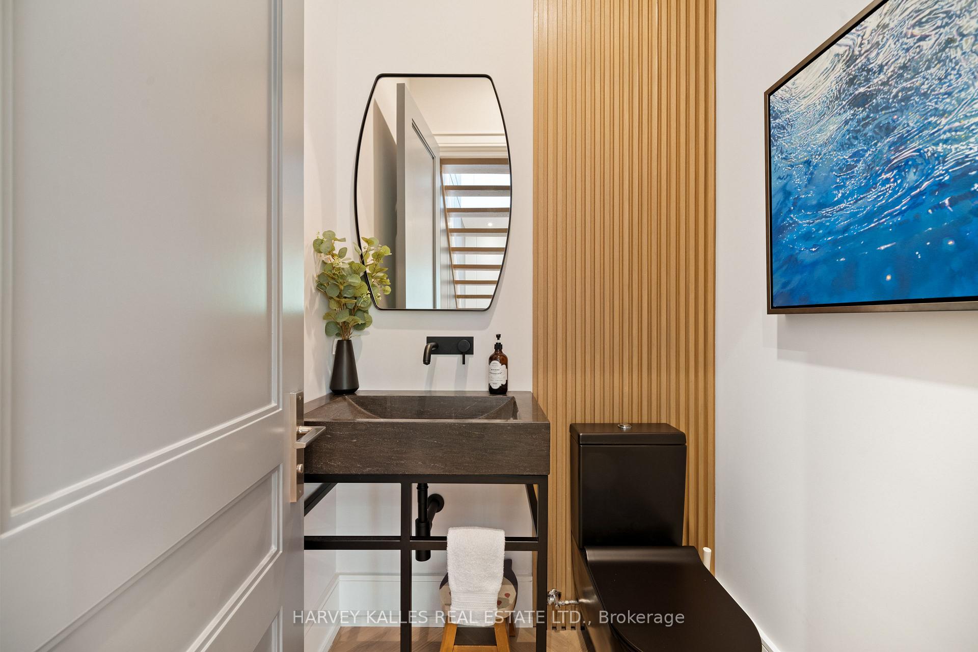 84 Florence Avenue, Toronto