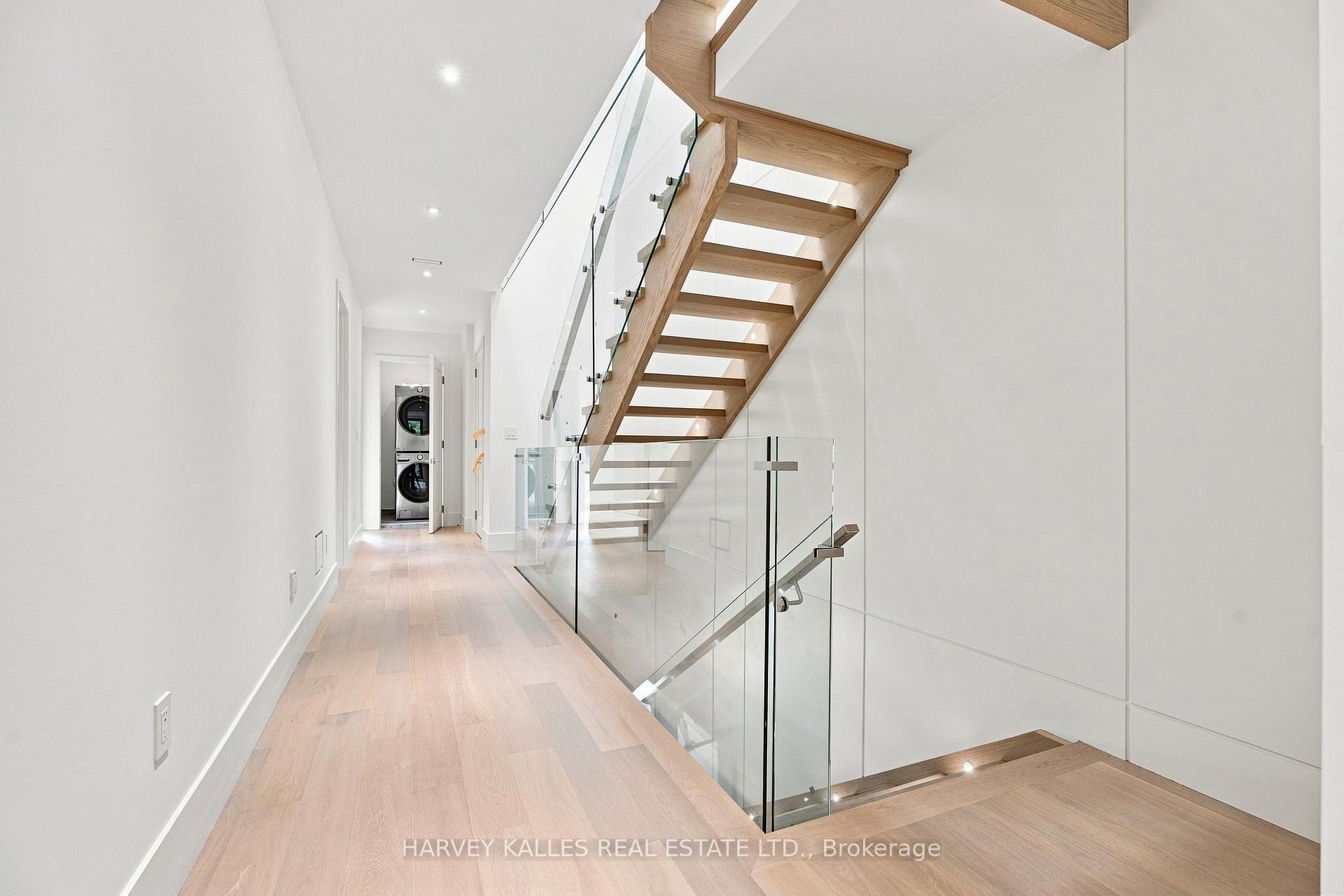 106 Heath Street W, Toronto