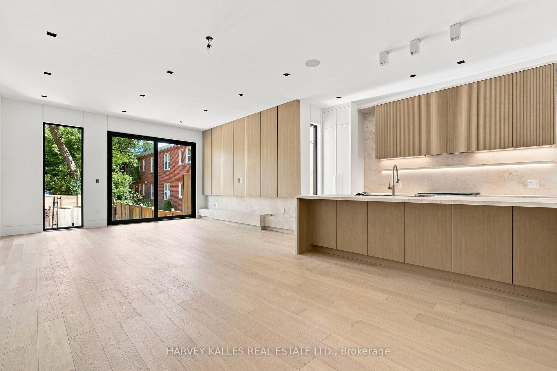 106 Heath Street W, Toronto