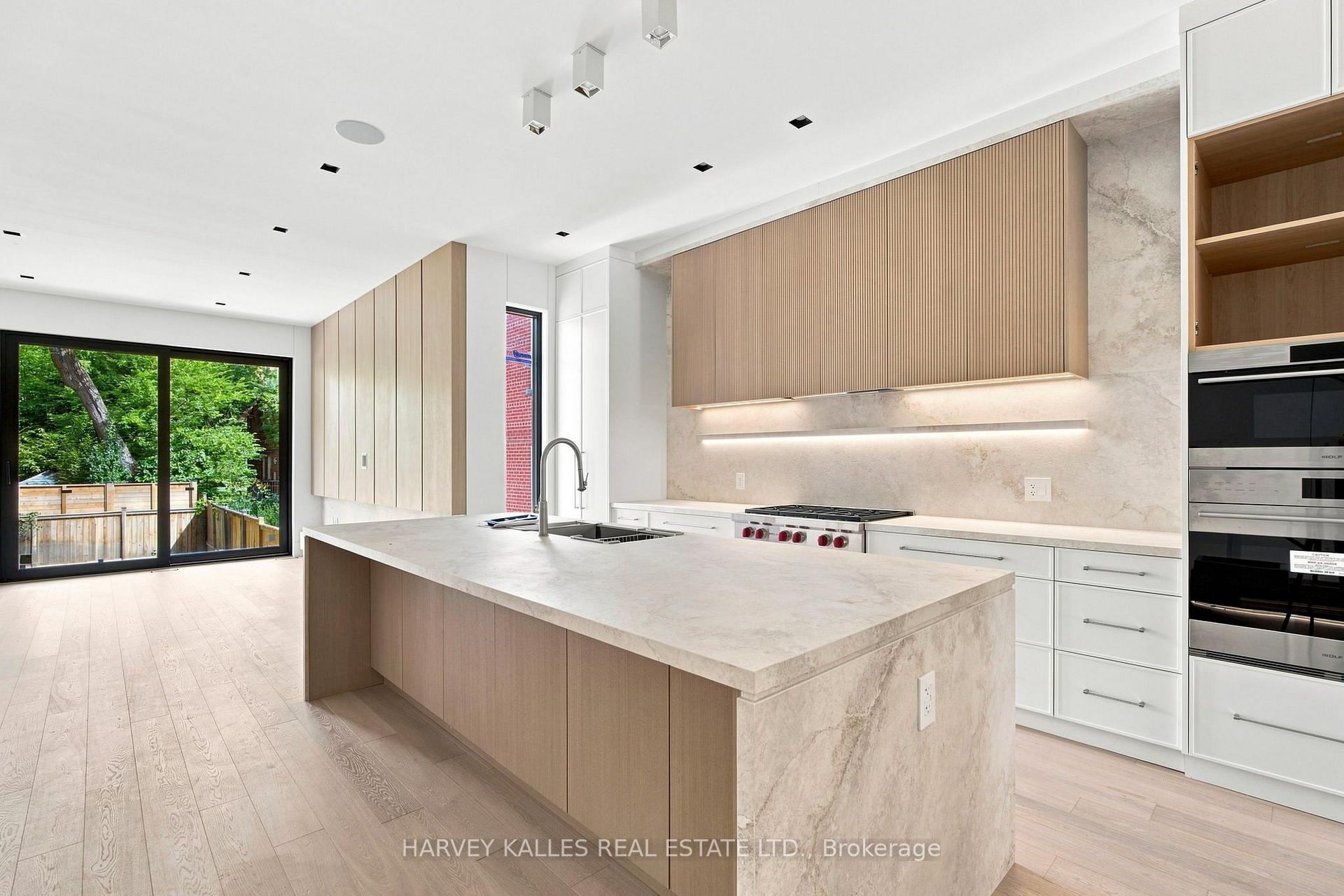 106 Heath Street W, Toronto