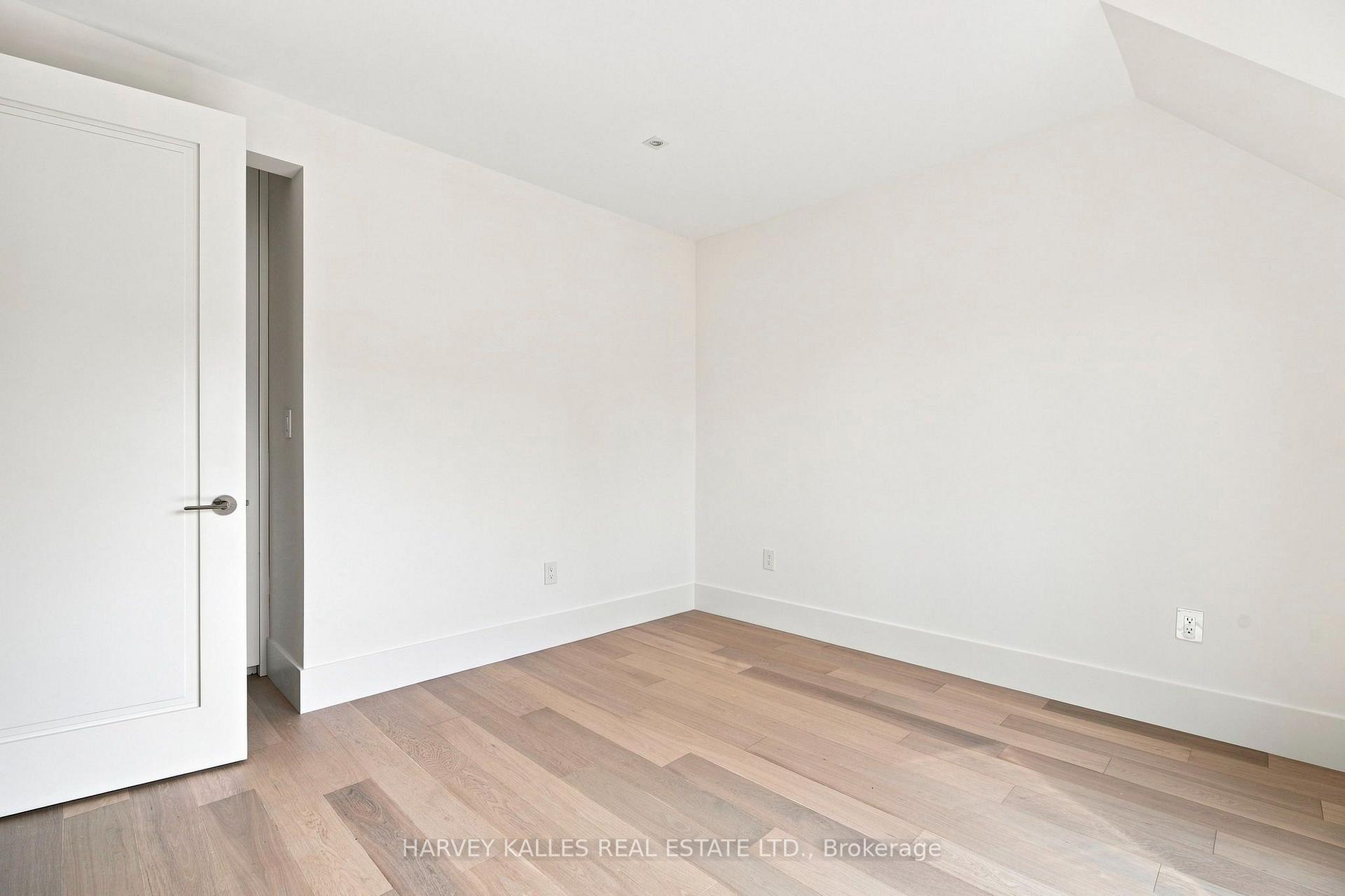 106 Heath Street W, Toronto