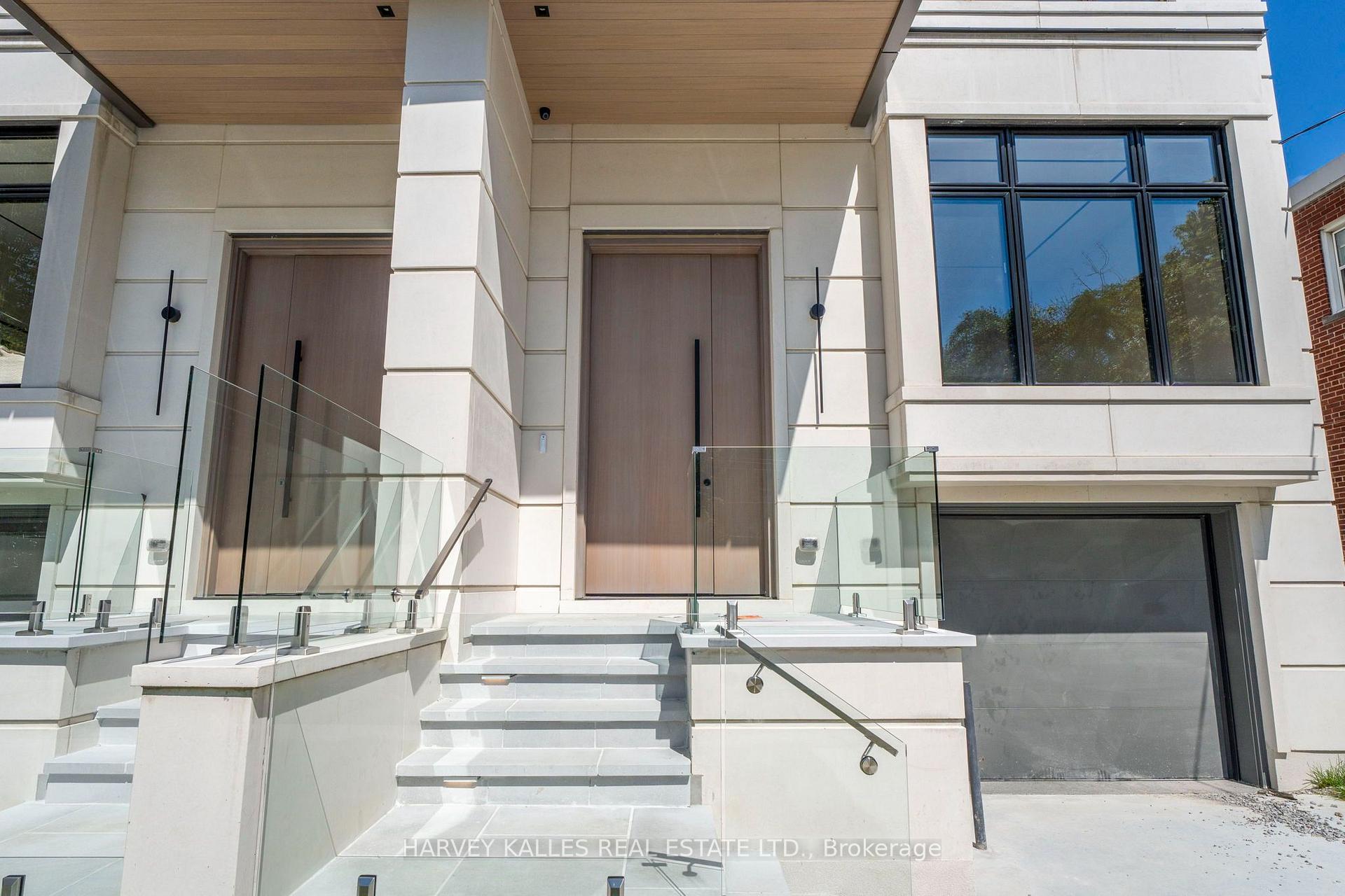 106 Heath Street W, Toronto