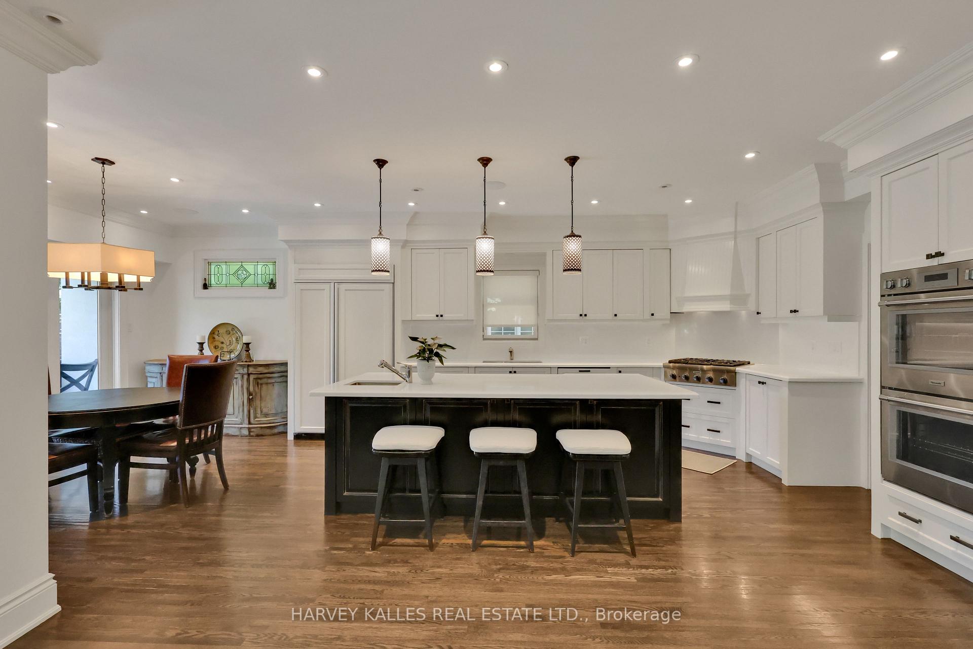 72 Teddington Park Avenue, Toronto