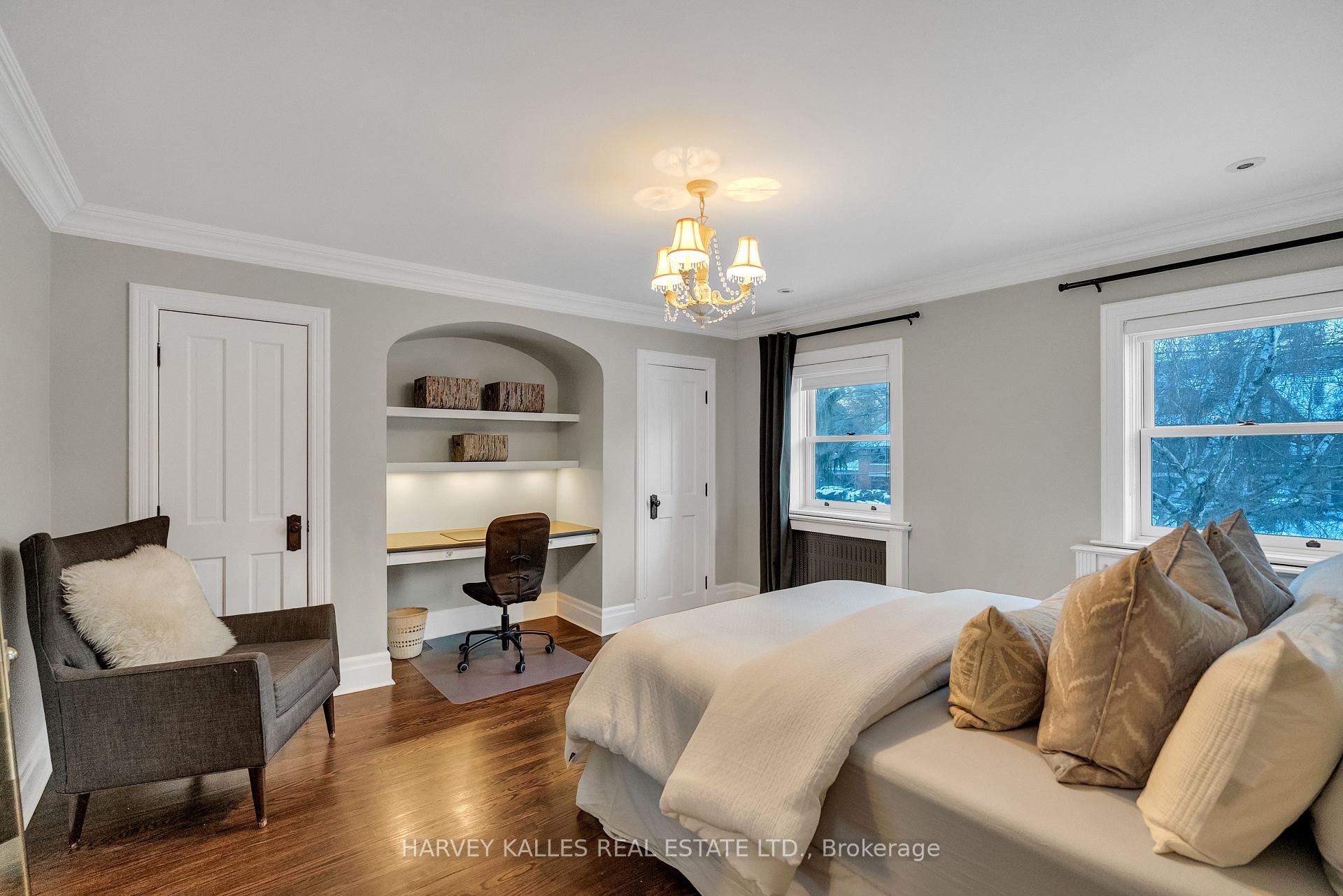72 Teddington Park Avenue, Toronto