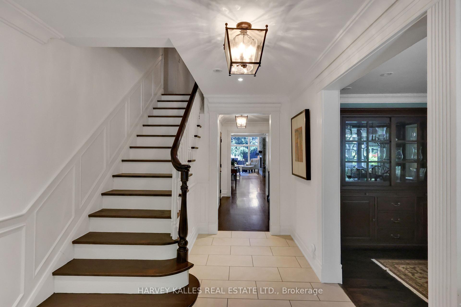 72 Teddington Park Avenue, Toronto