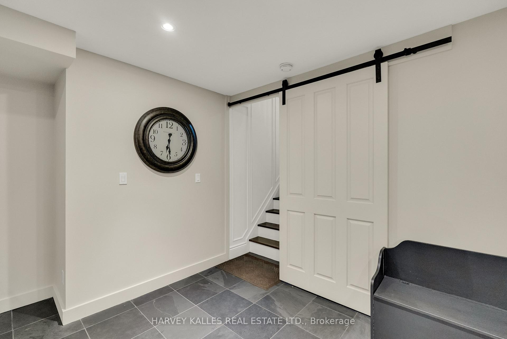 72 Teddington Park Avenue, Toronto