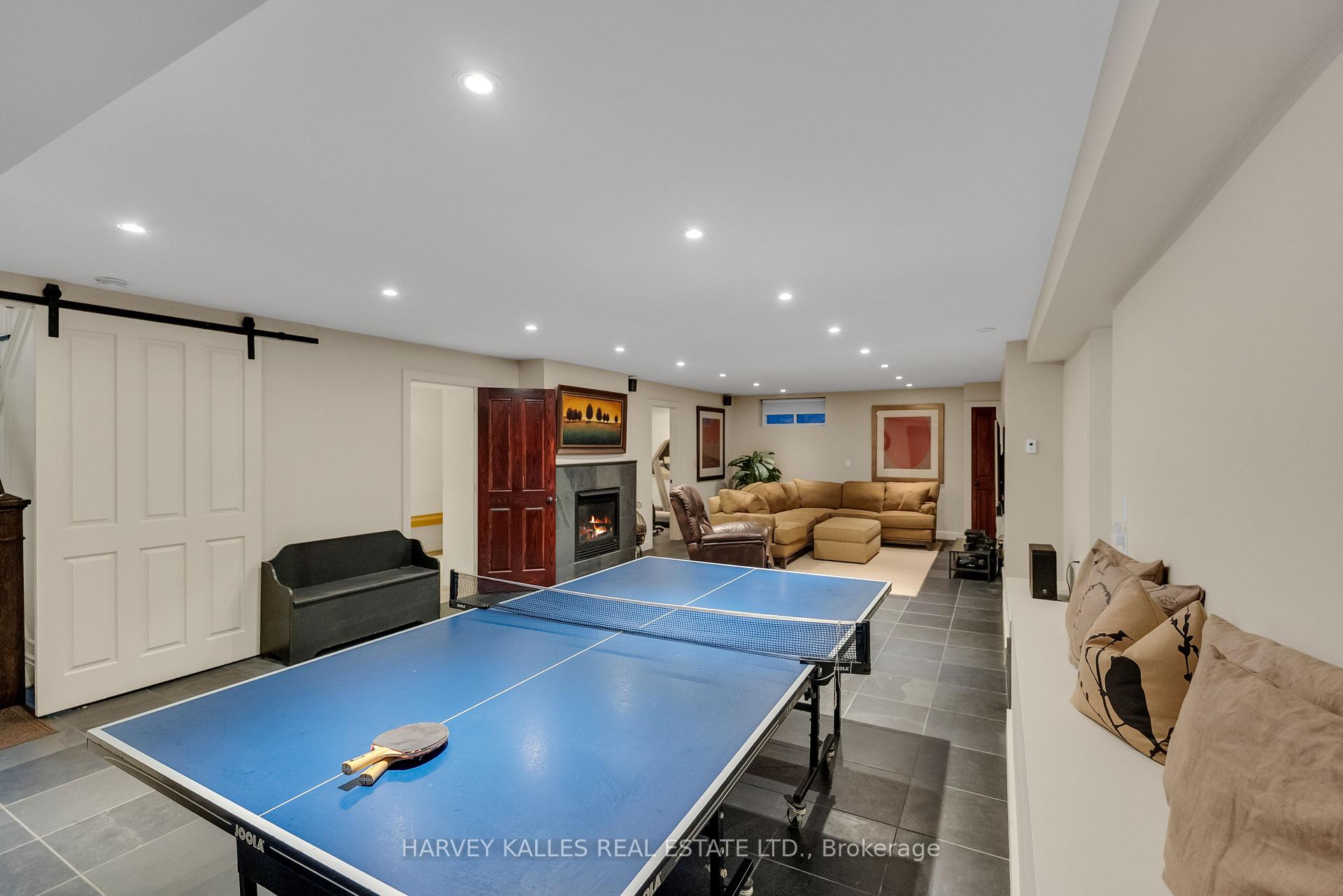 72 Teddington Park Avenue, Toronto