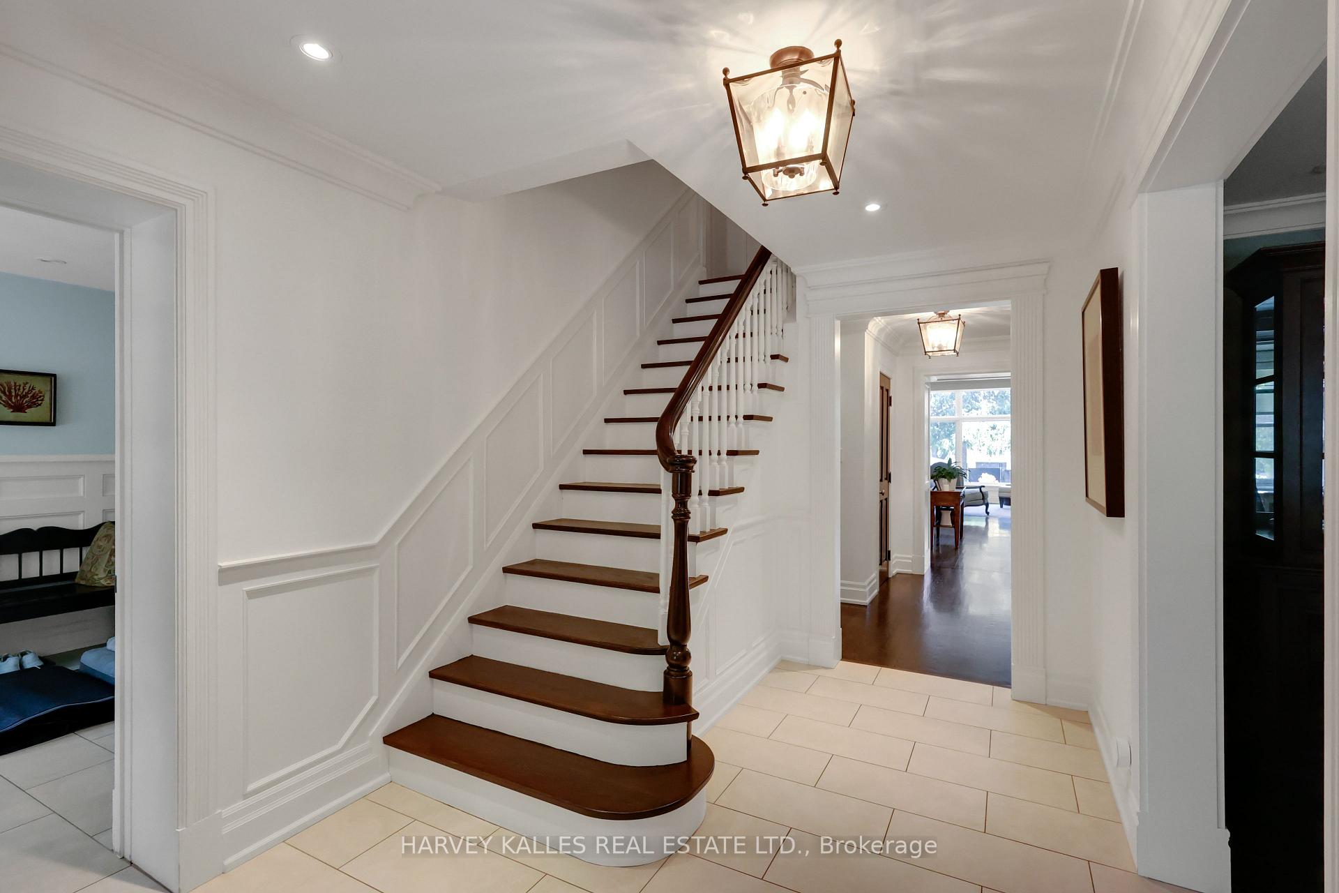 72 Teddington Park Avenue, Toronto