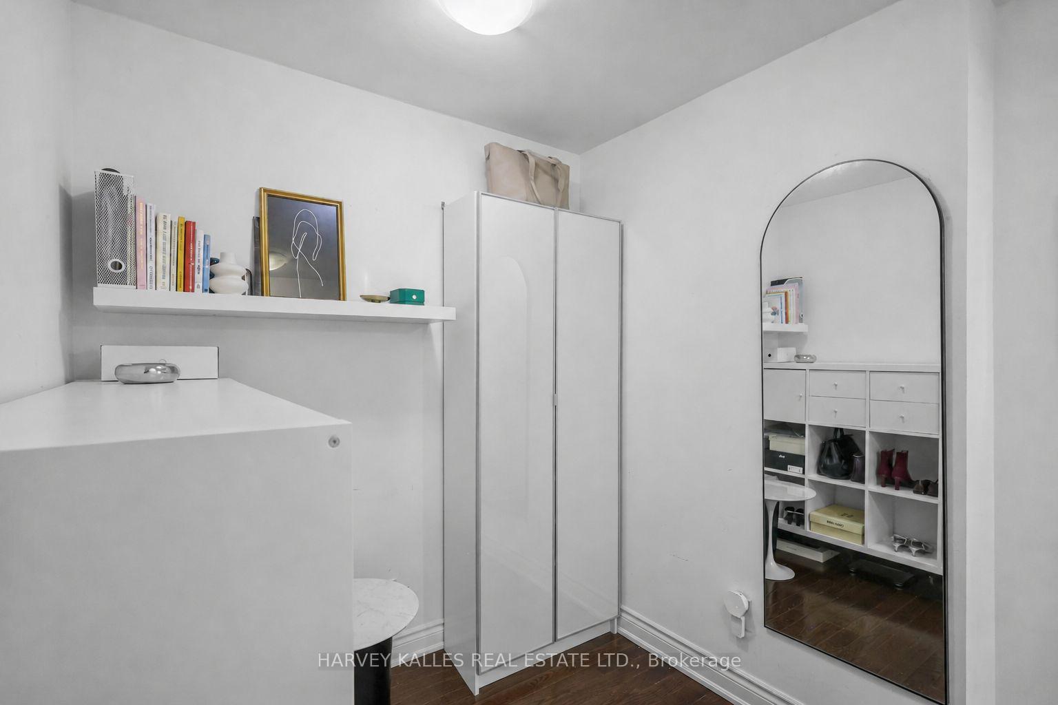 70 Hargrave Lane 7, Toronto Unit: 7