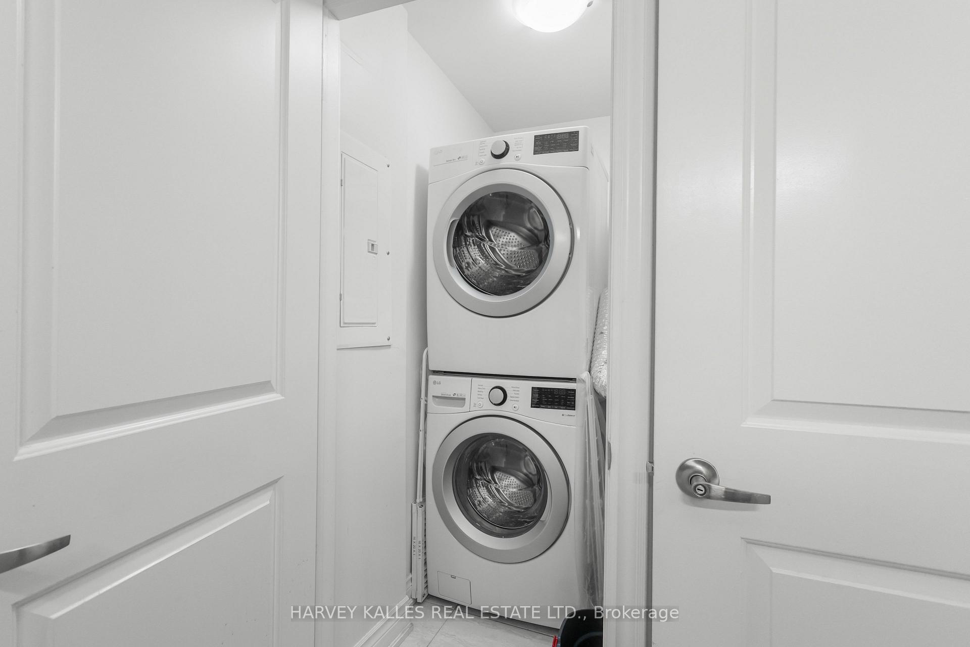 70 Hargrave Lane 7, Toronto Unit: 7