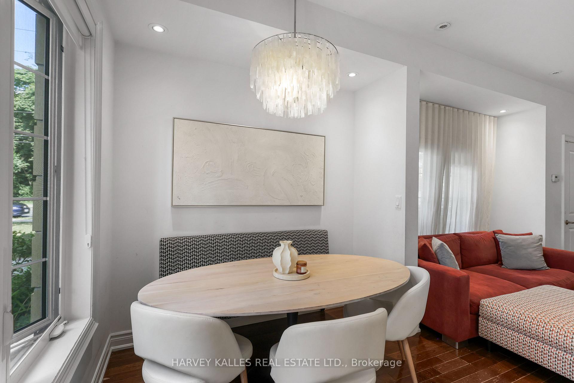 70 Hargrave Lane 7, Toronto Unit: 7
