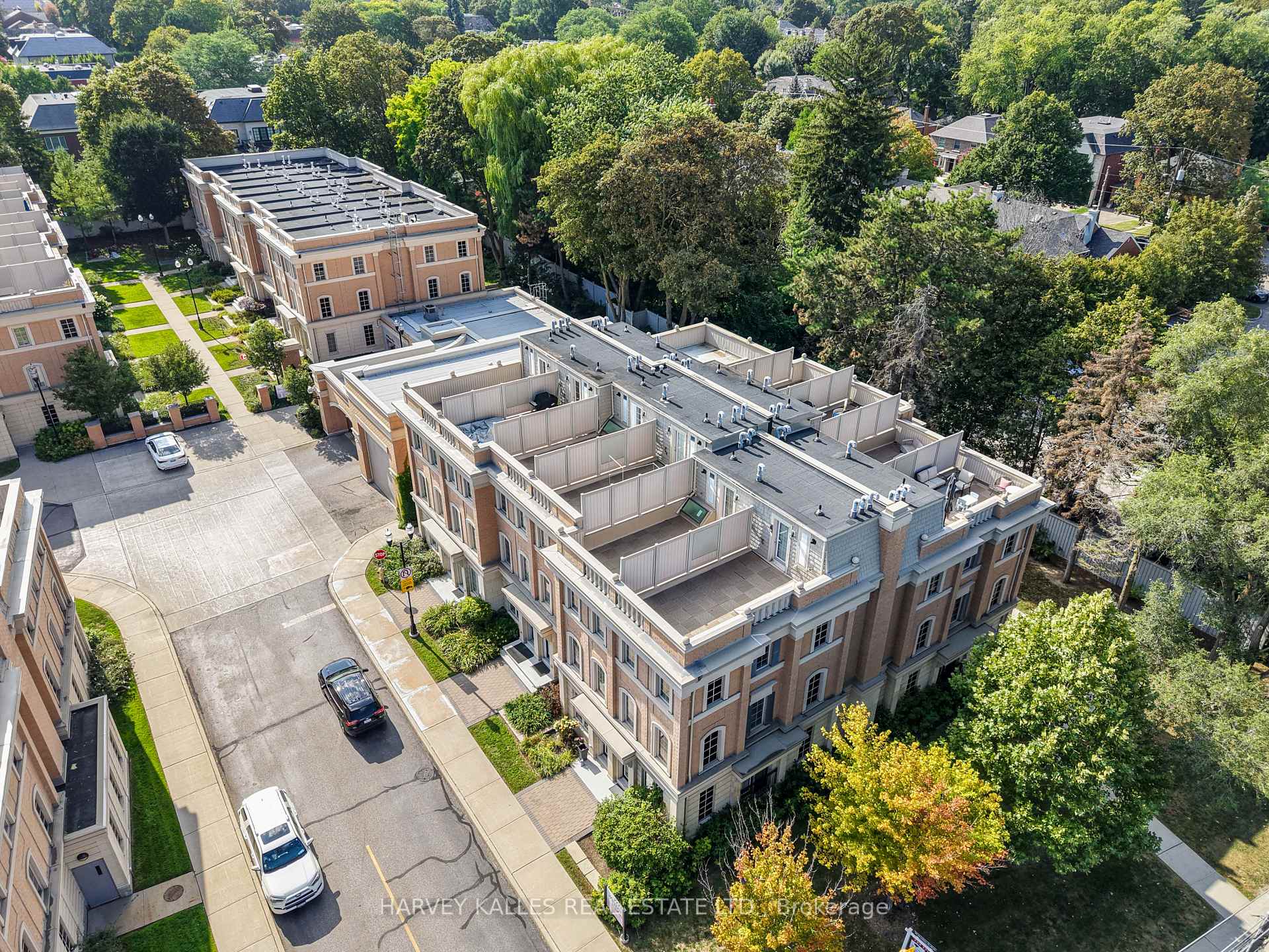 70 Hargrave Lane 7, Toronto Unit: 7