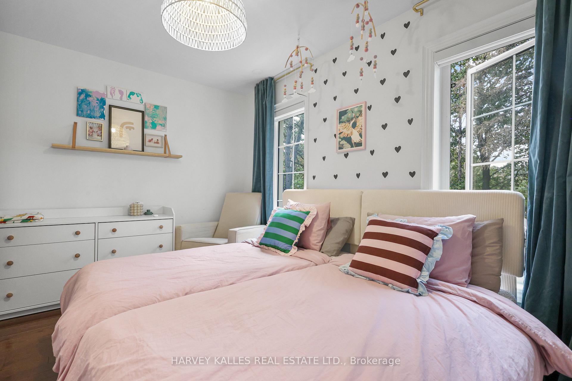 70 Hargrave Lane 7, Toronto Unit: 7