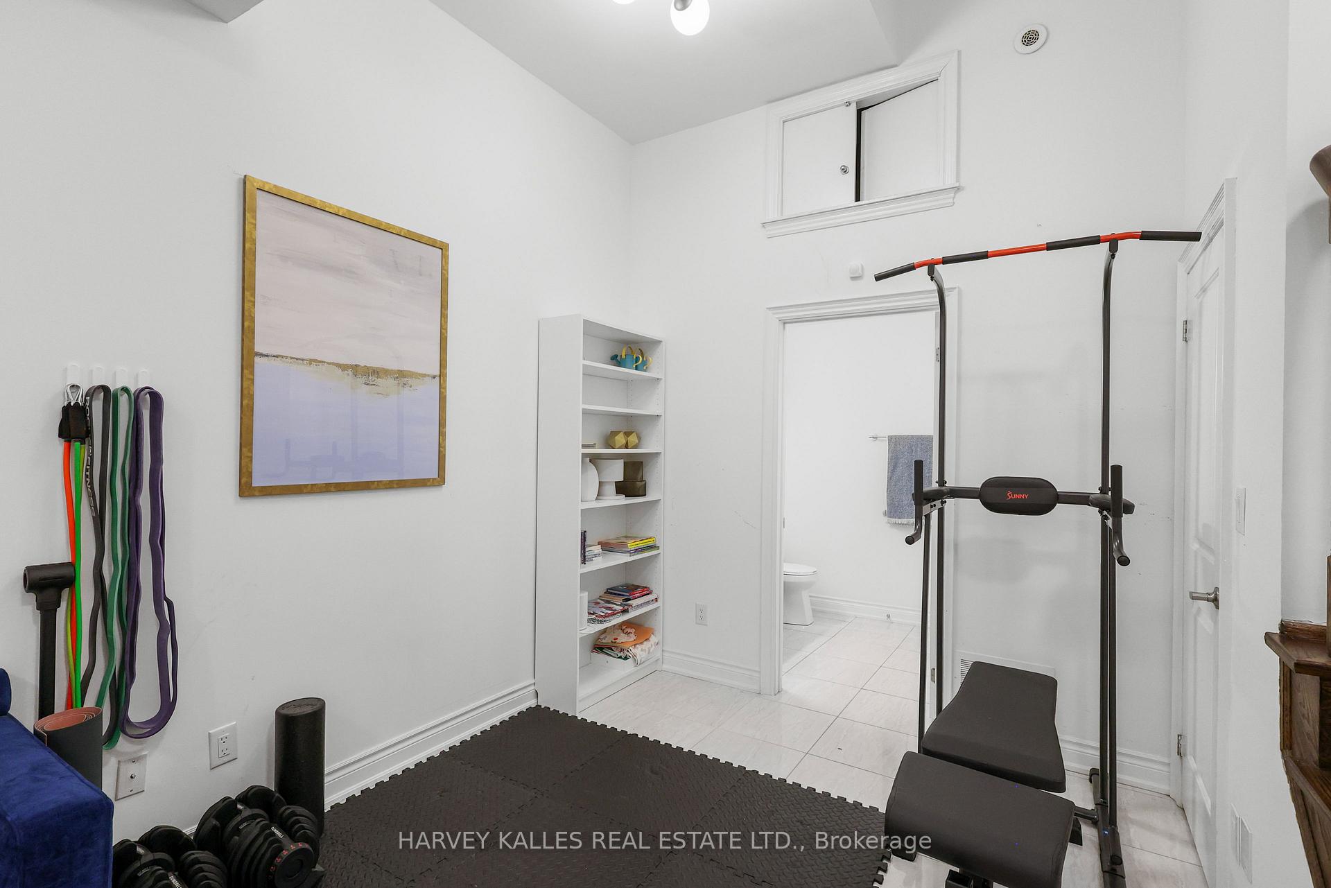 70 Hargrave Lane 7, Toronto Unit: 7