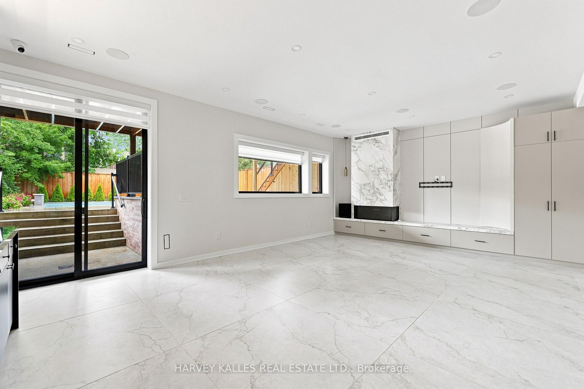 176 Briar Hill Avenue, Toronto