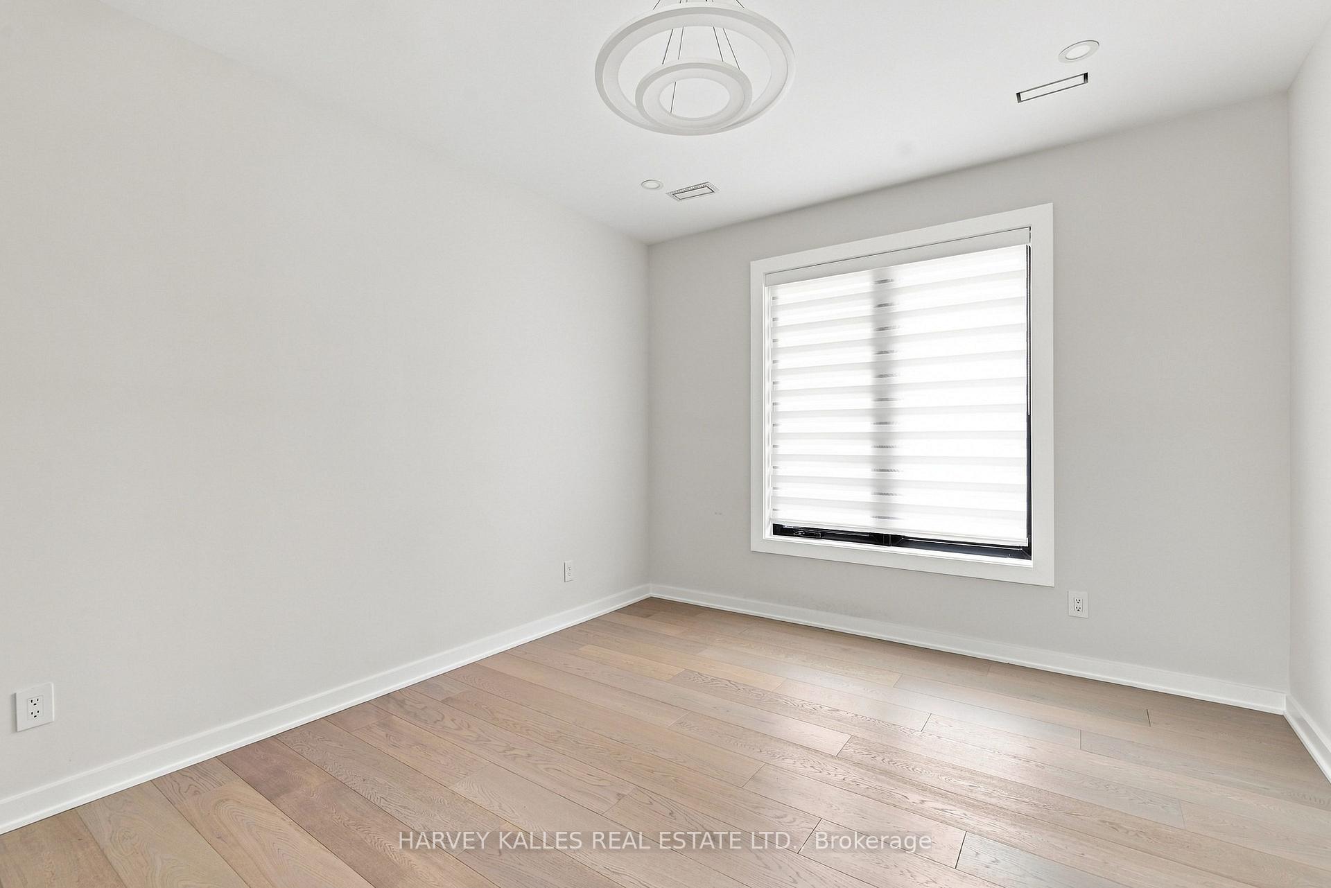 176 Briar Hill Avenue, Toronto