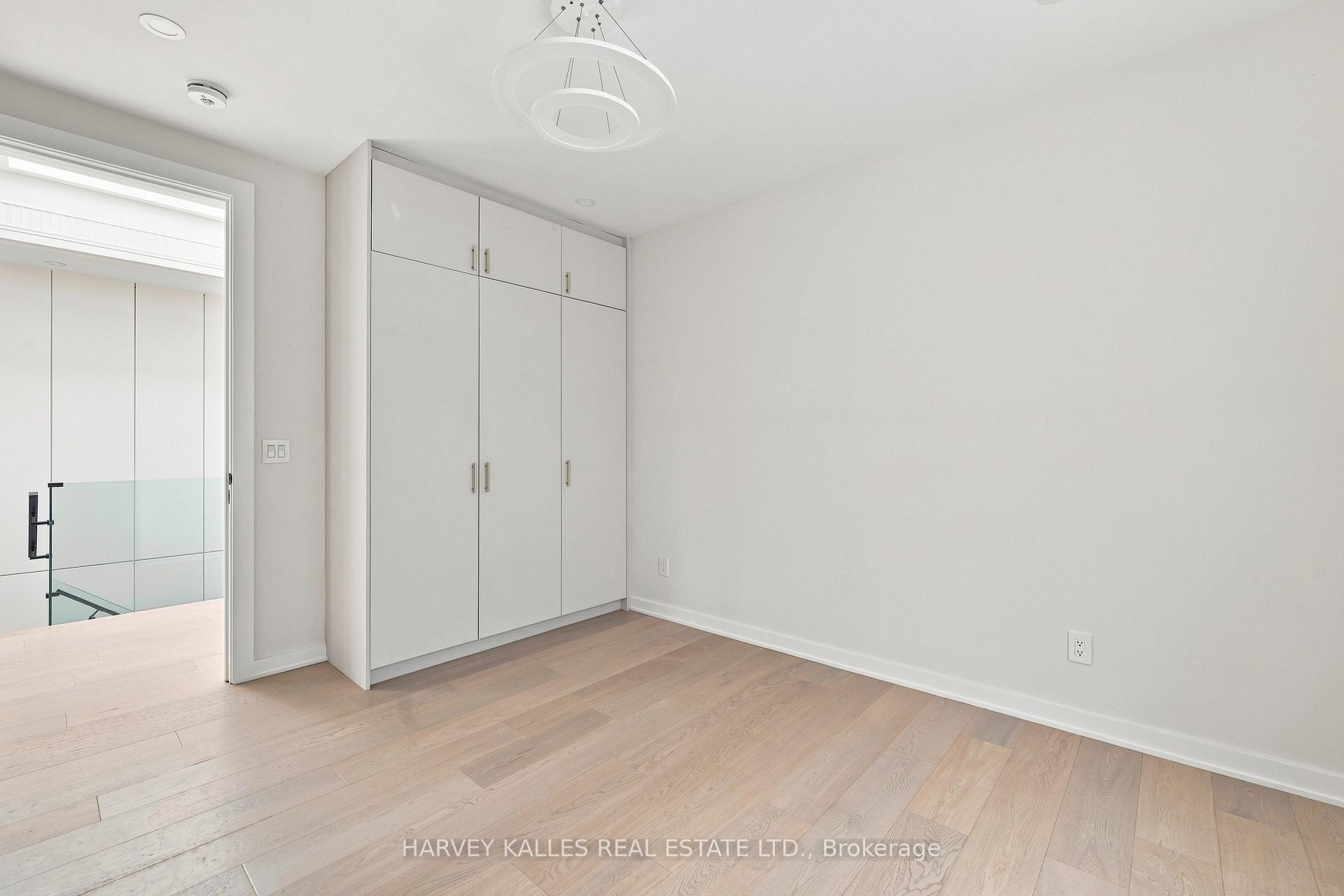 176 Briar Hill Avenue, Toronto