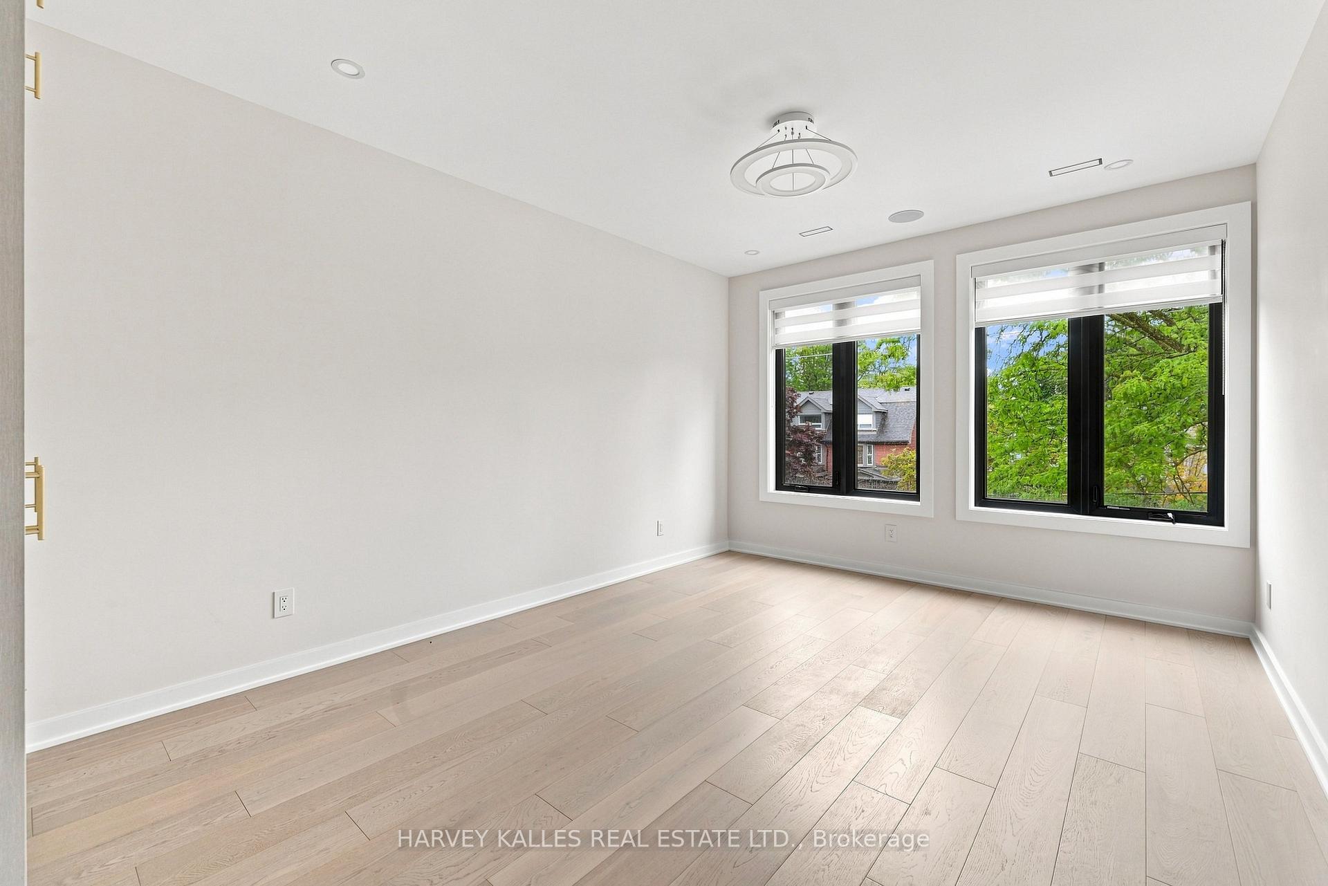 176 Briar Hill Avenue, Toronto