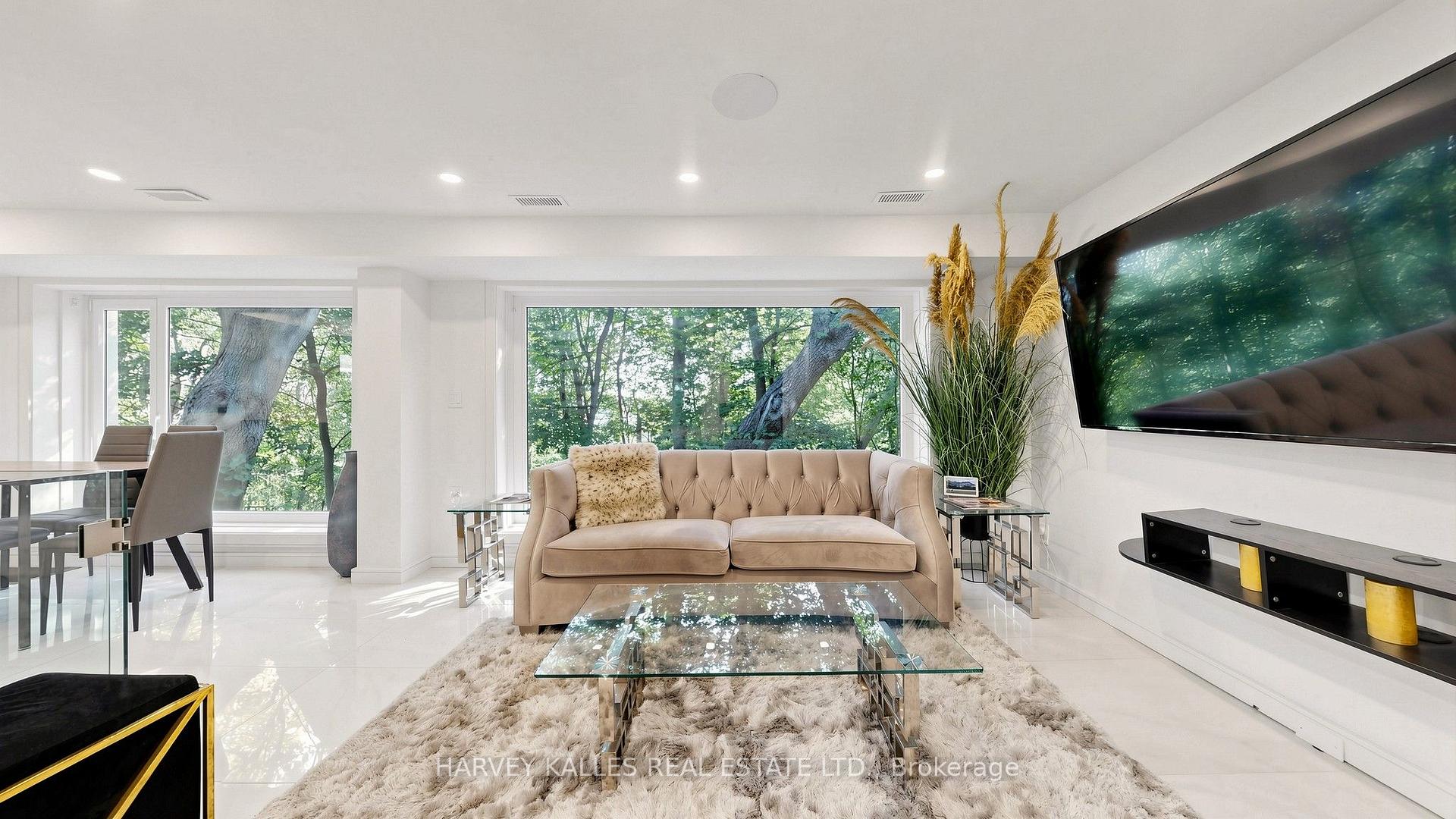23A Donwoods Drive, Toronto