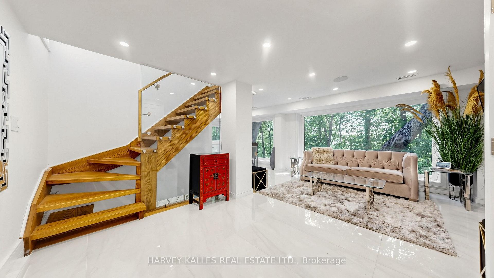 23A Donwoods Drive, Toronto